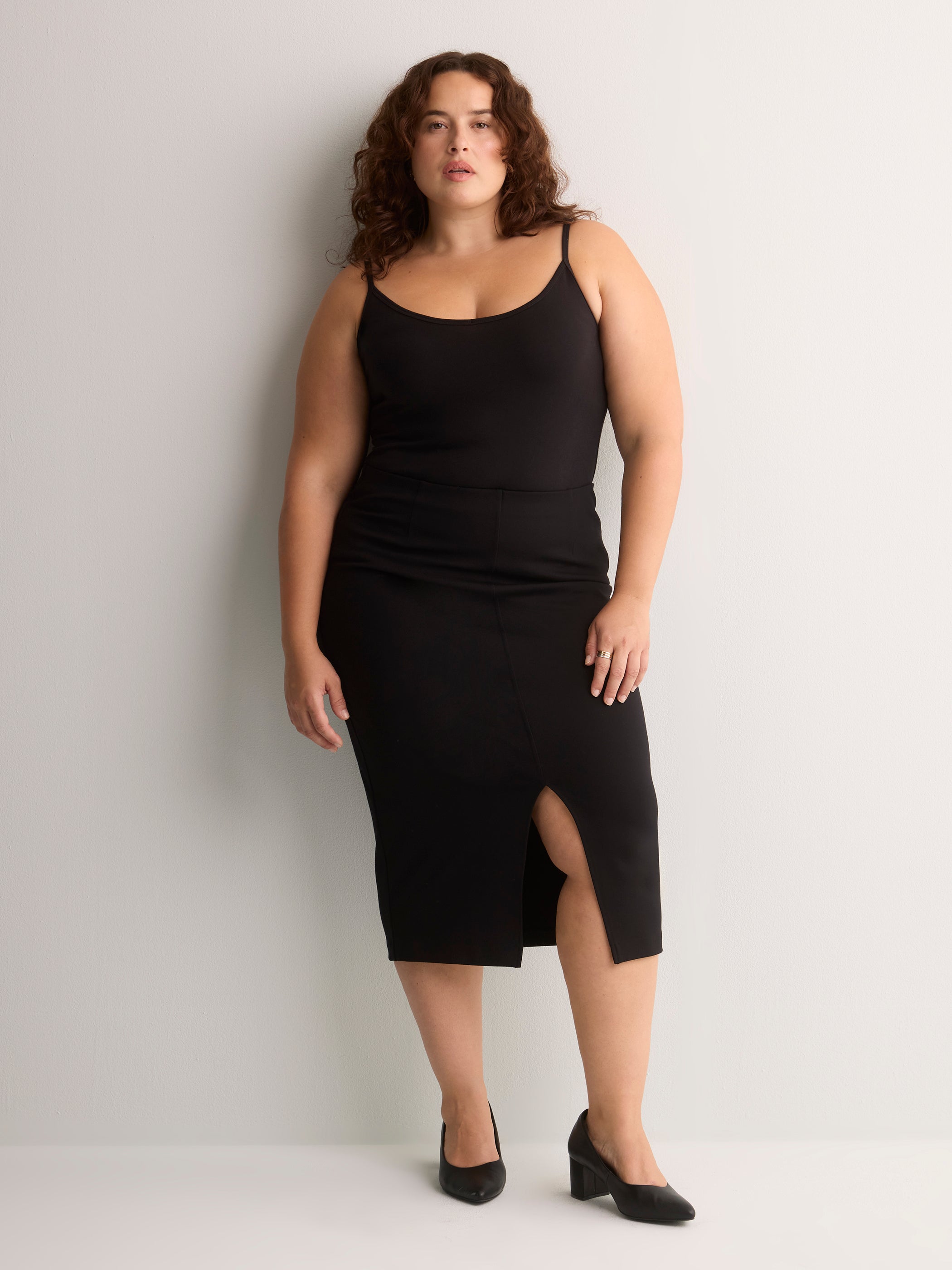 Solid Fitted Cami With Adjustable Straps - PENN. Essentials