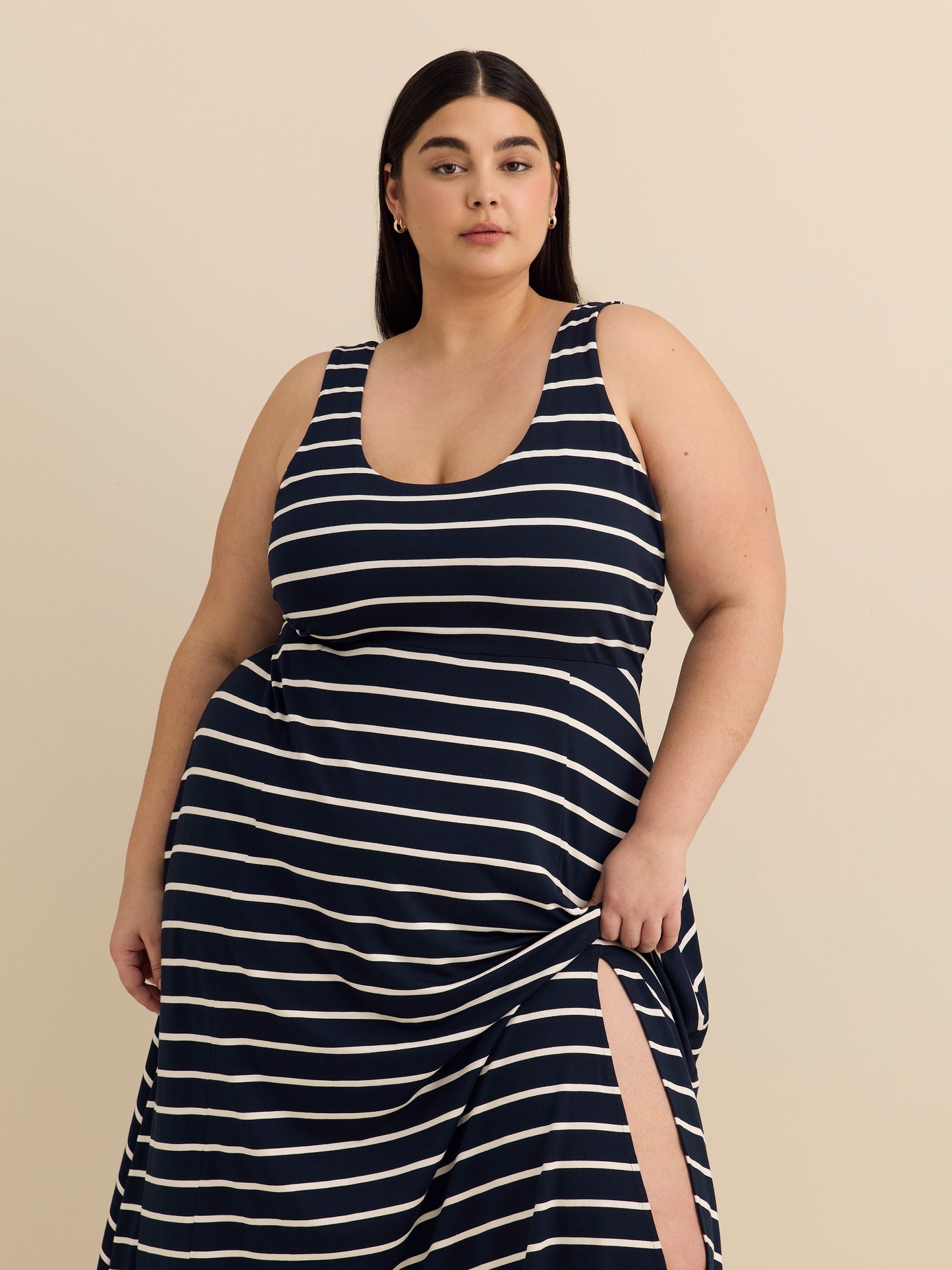 Responsible, Yarn-Dyed Scoop-Neck Sleeveless Dress with Slit