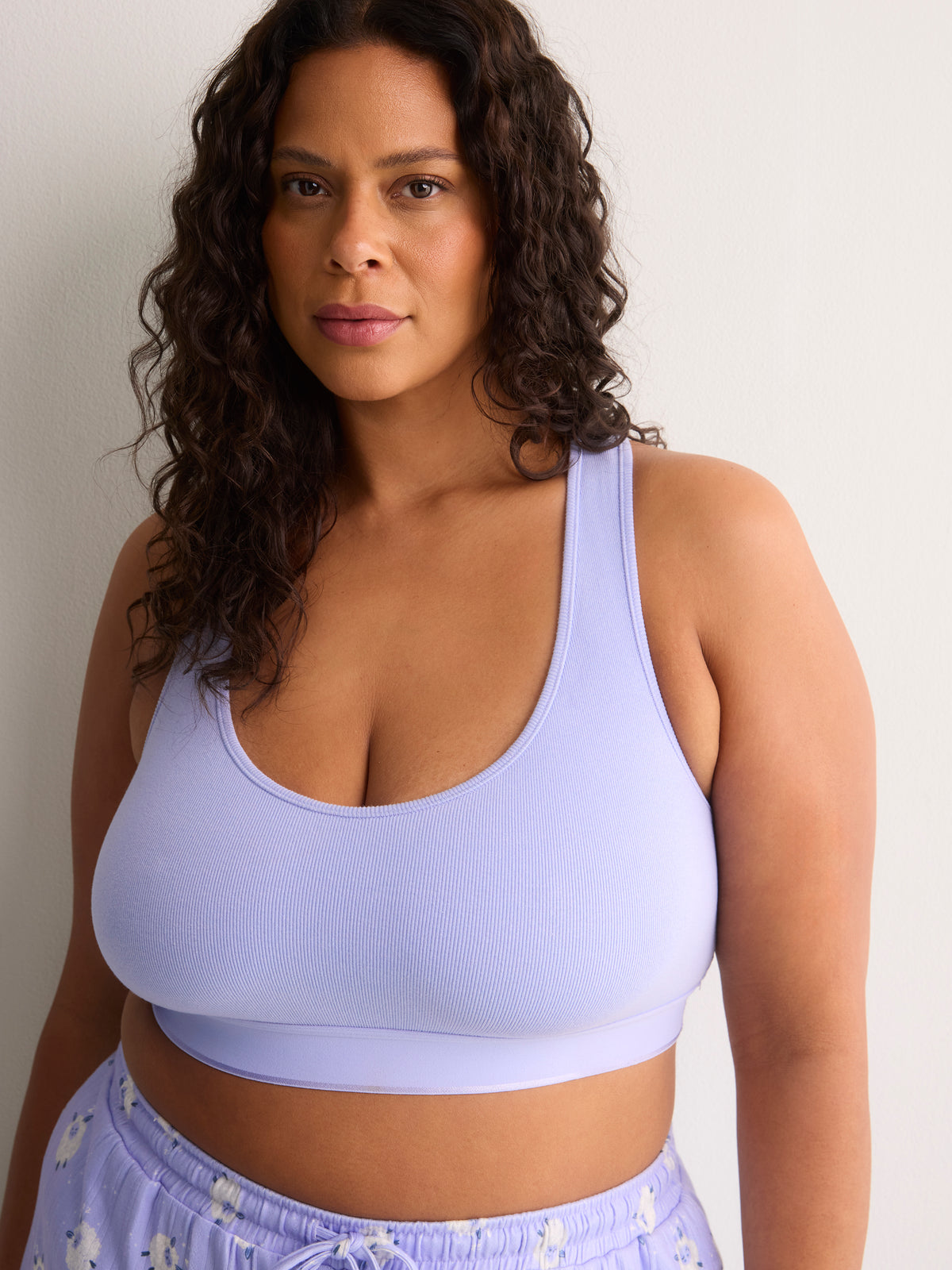 Ribbed Knit Bralette with V-Neck - ti Voglio