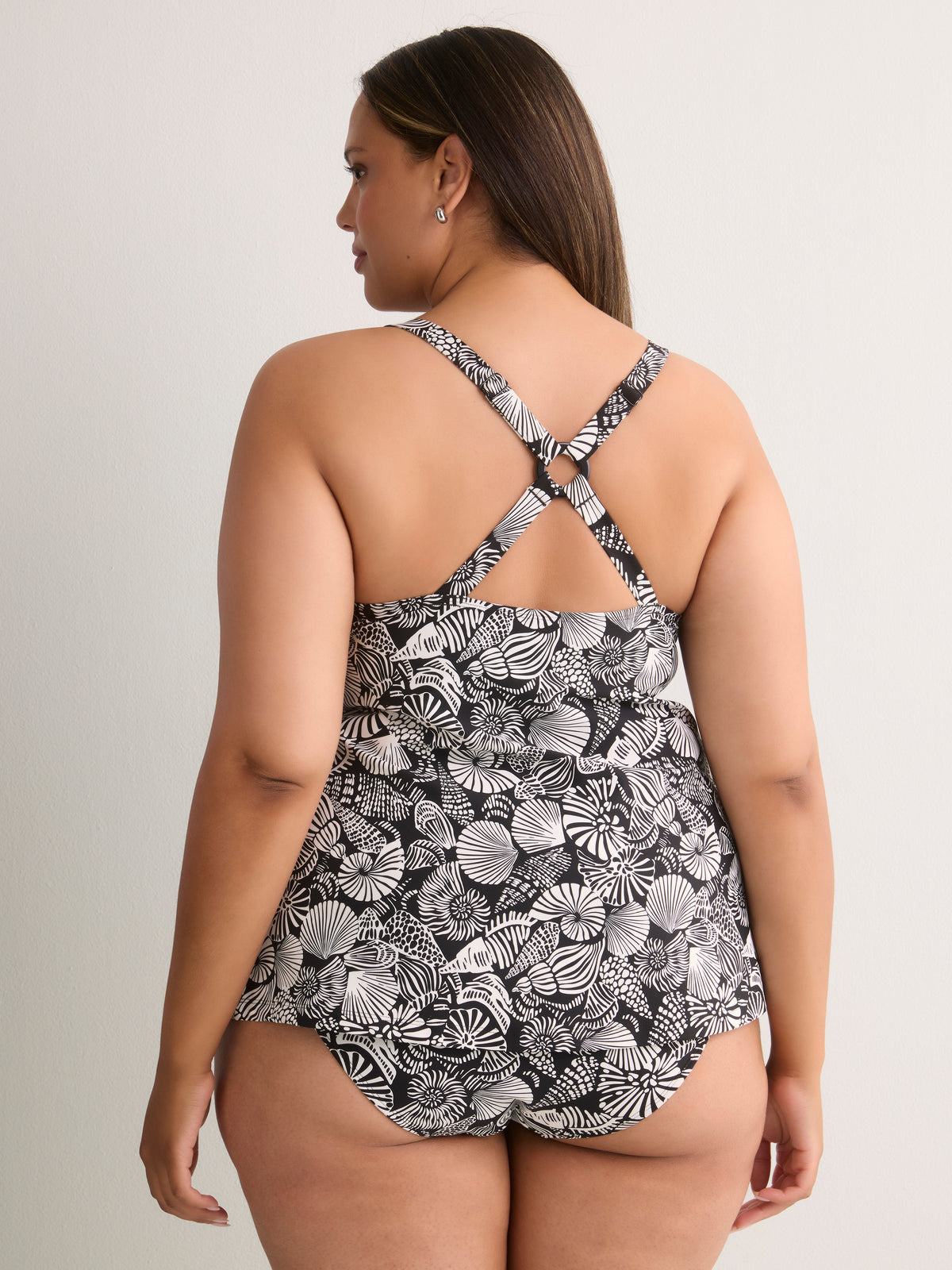 Black Seashell Semi-Fitted Tankini Top with Back Ring Detail