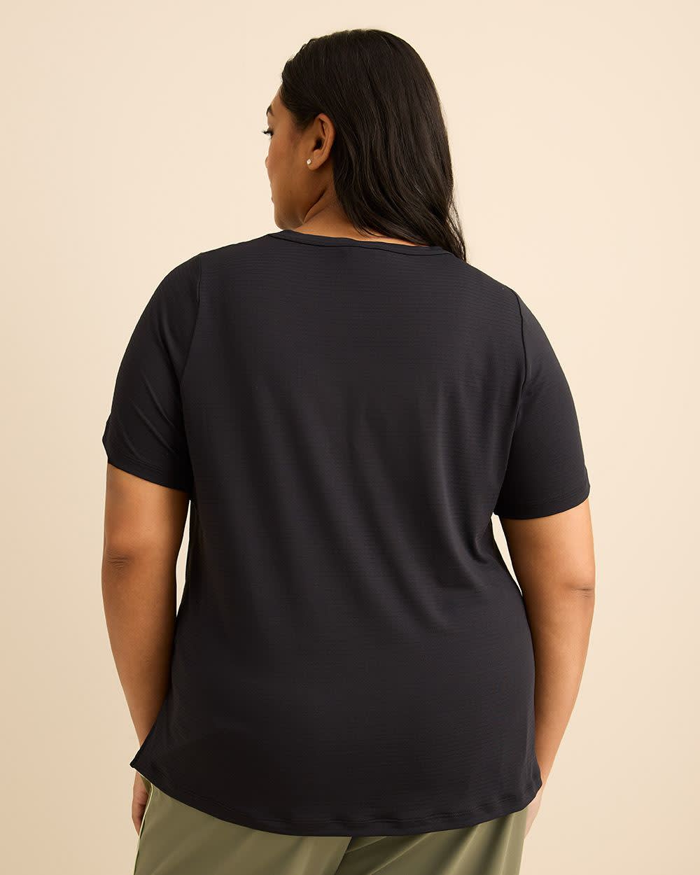 Crewneck T-Shirt with Side Slits - Active Zone