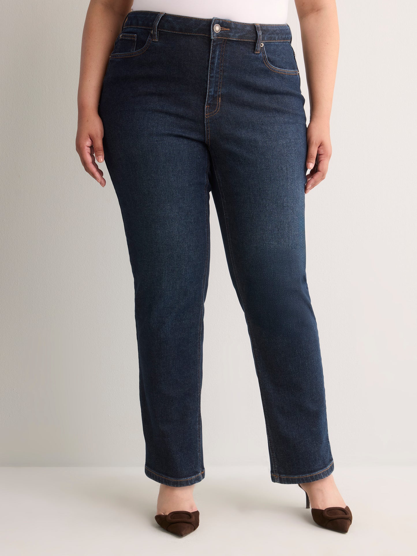 Classic-Fit Straight-Leg Jeans - d/C JEANS