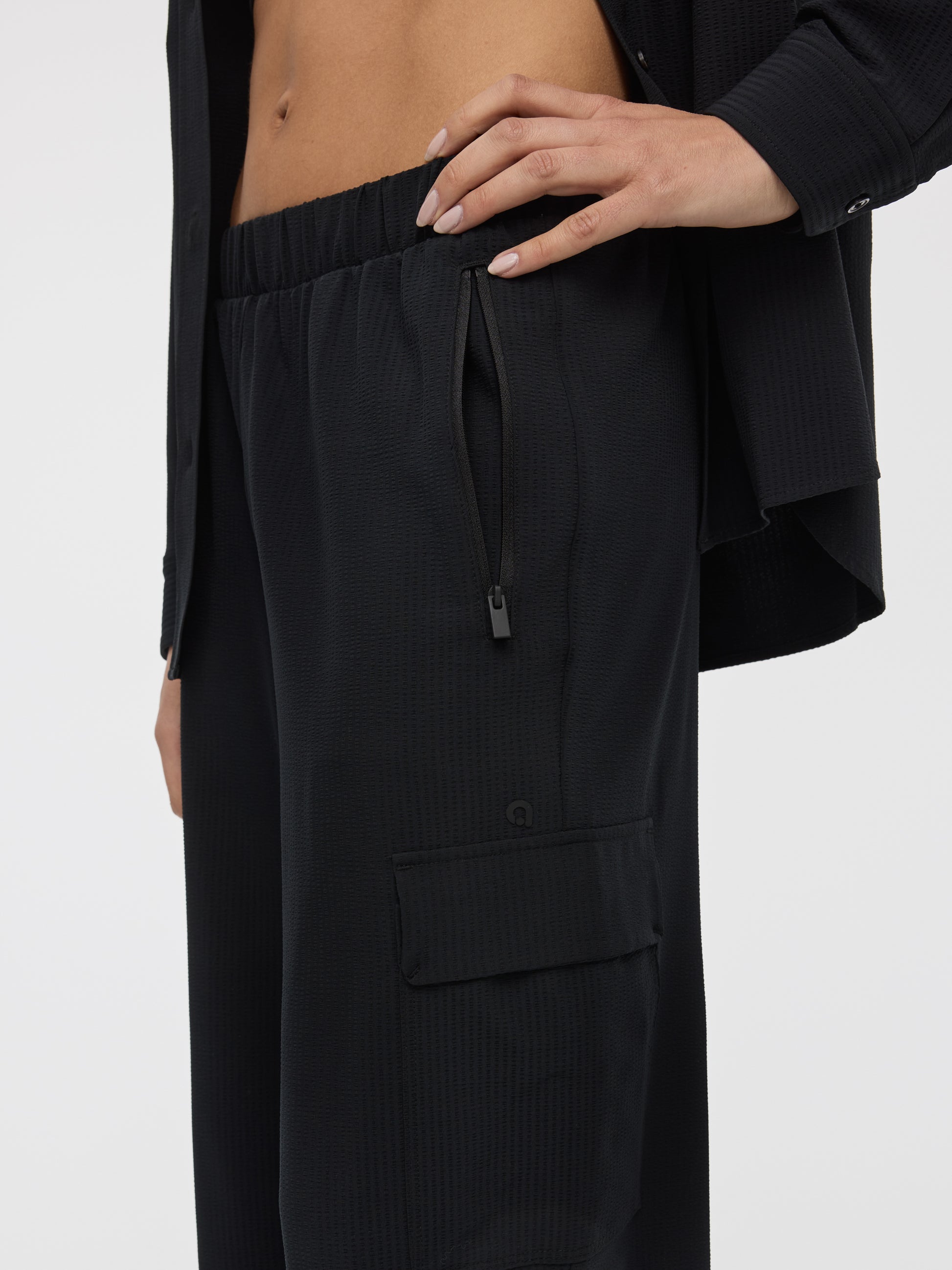 Jogger with Cargo Pockets - Hyba