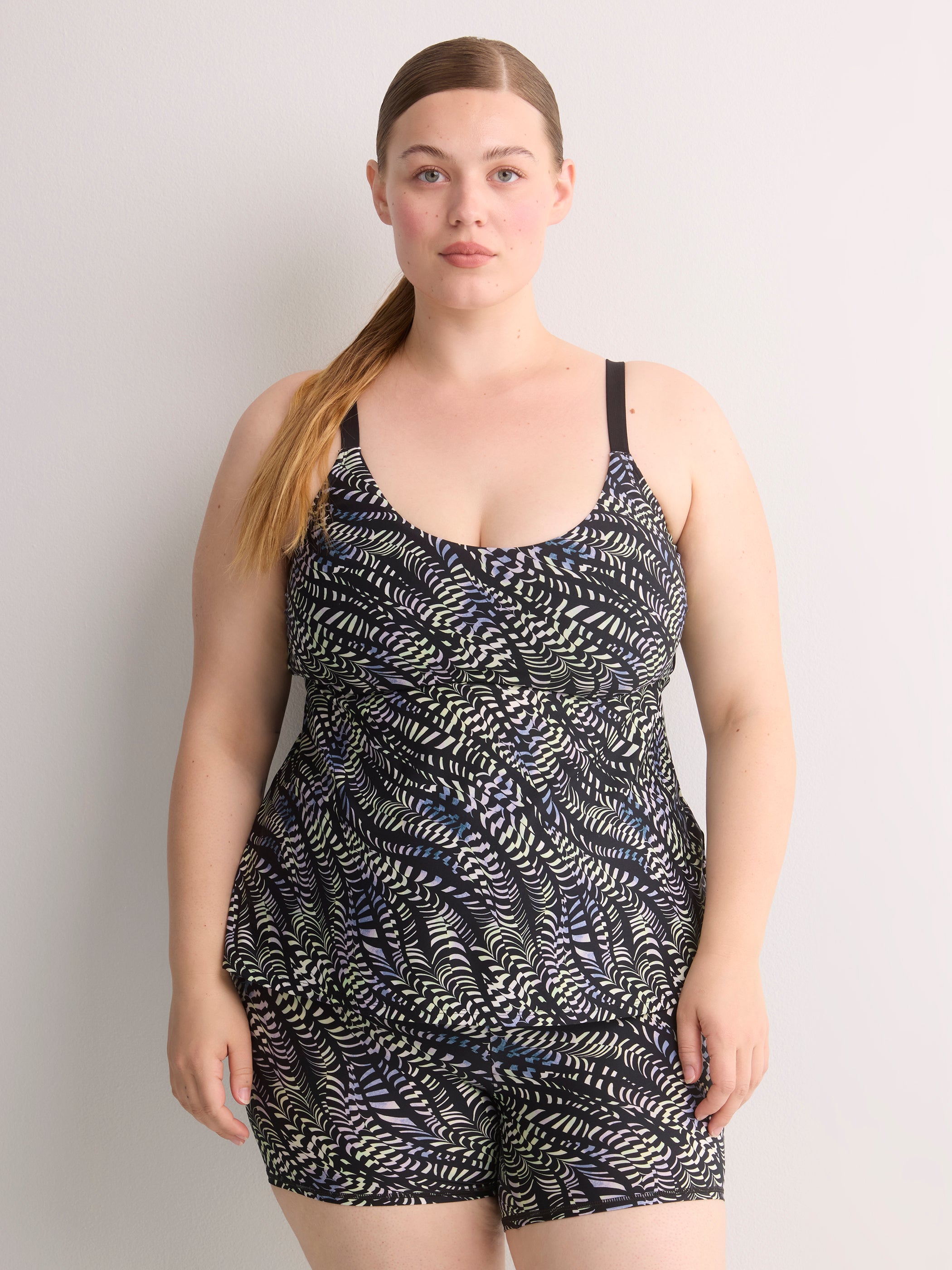 Black Wave-Print A-Line Tankini Top - Active Zone