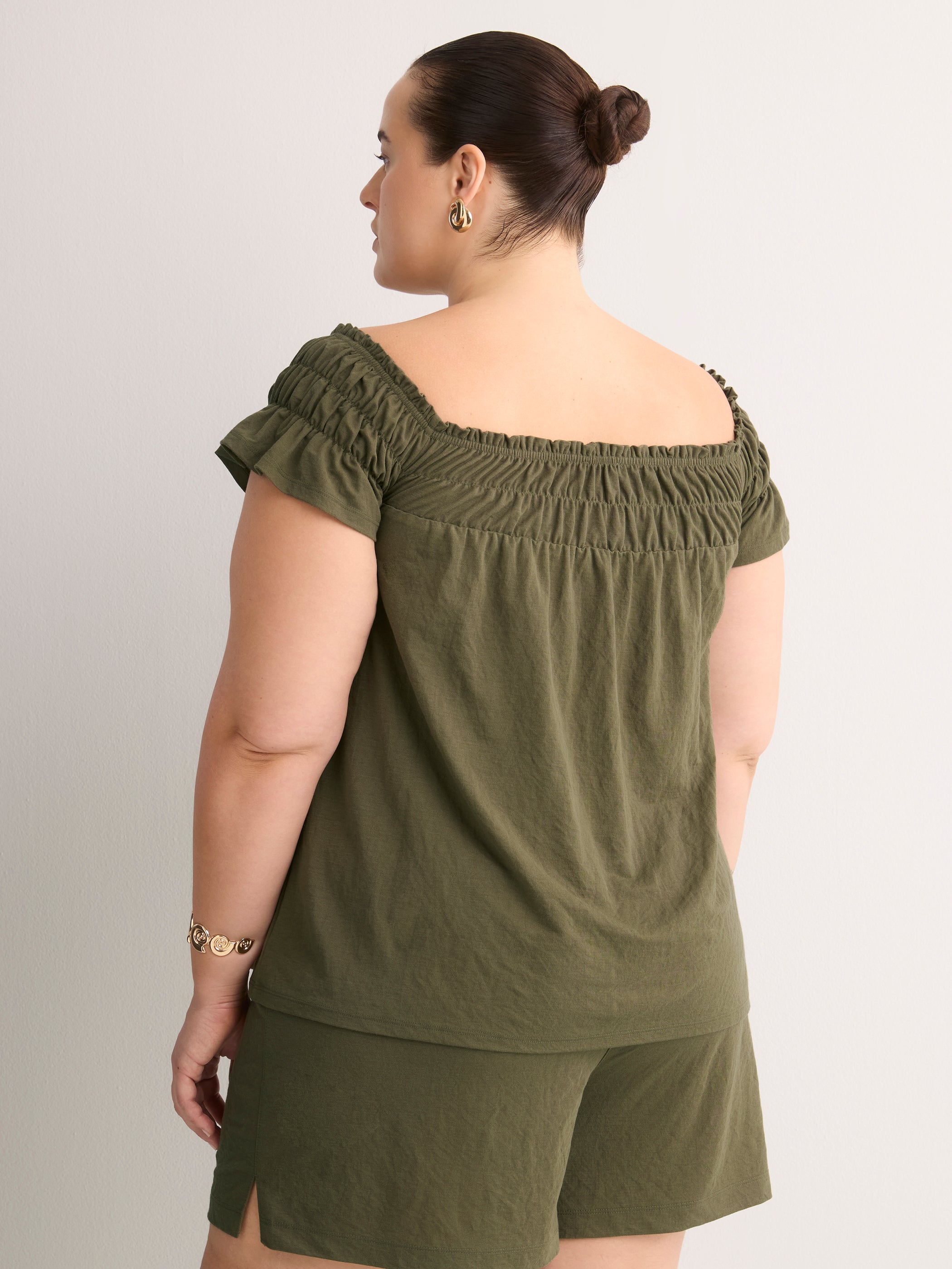 Responsible, Slight Swing Off-Shoulder Knit Top