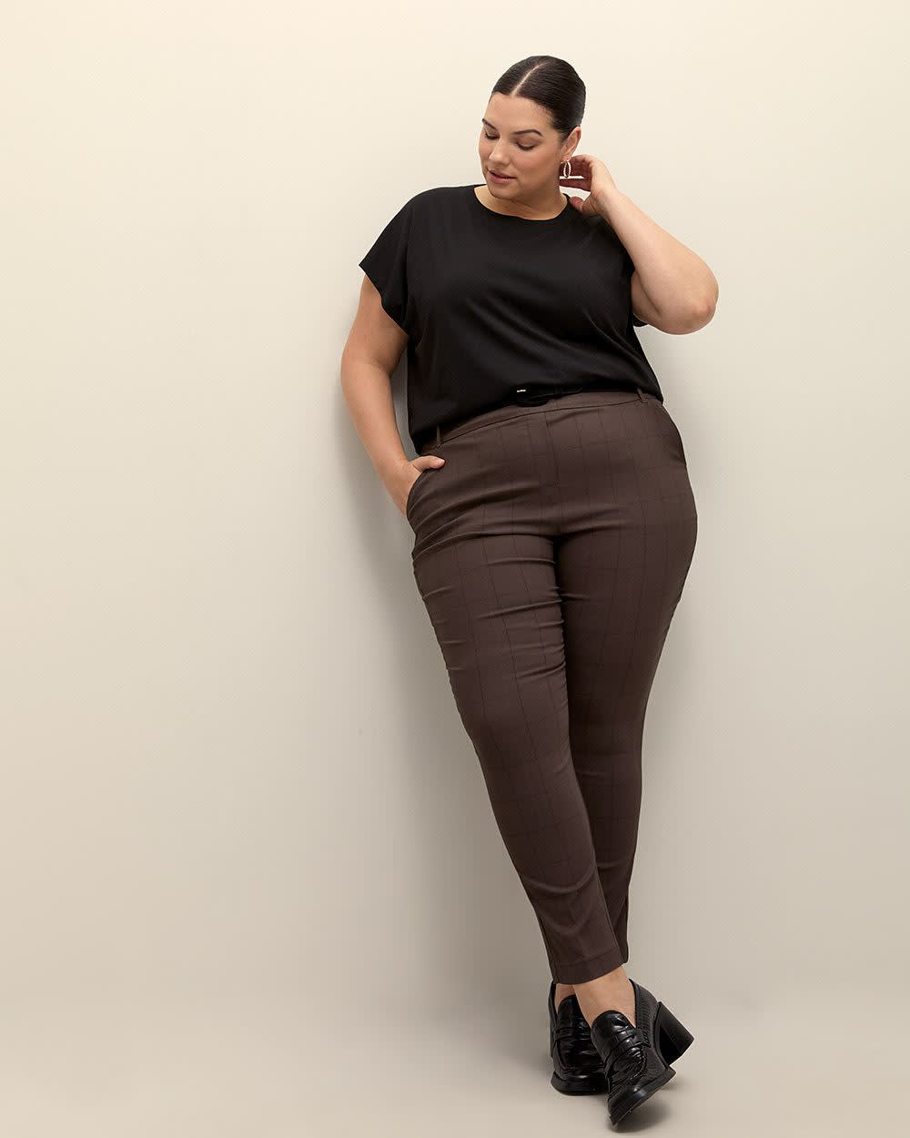 Extended-Sleeve Crewneck T-Shirt - PENN. Essentials