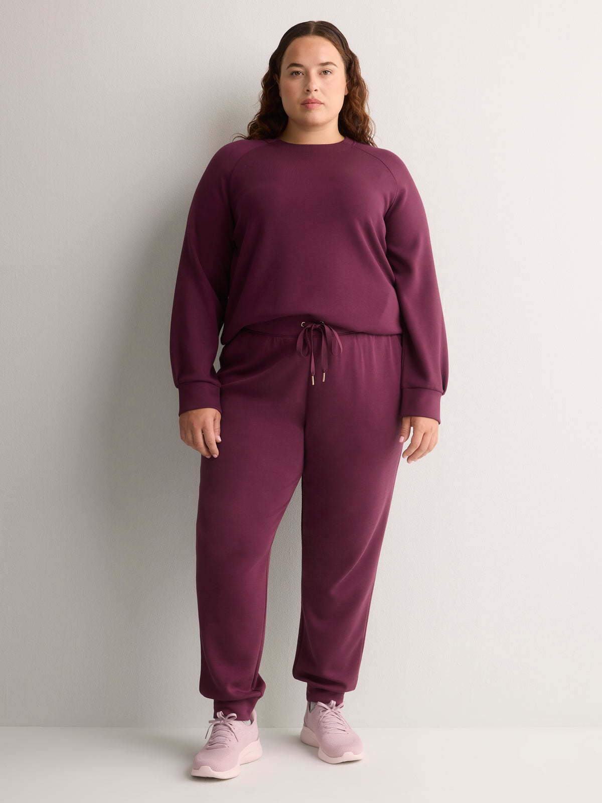 Skechluxe Elevate Crew Neck Sweater - Skechers