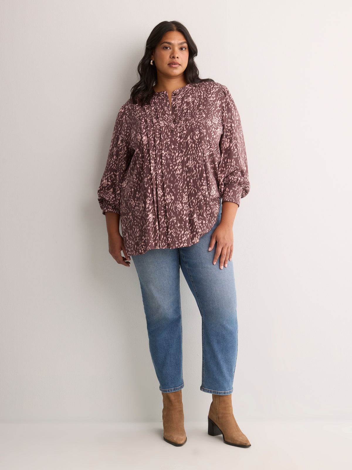 Pleated Buttoned-Down Slight Swing Blouse