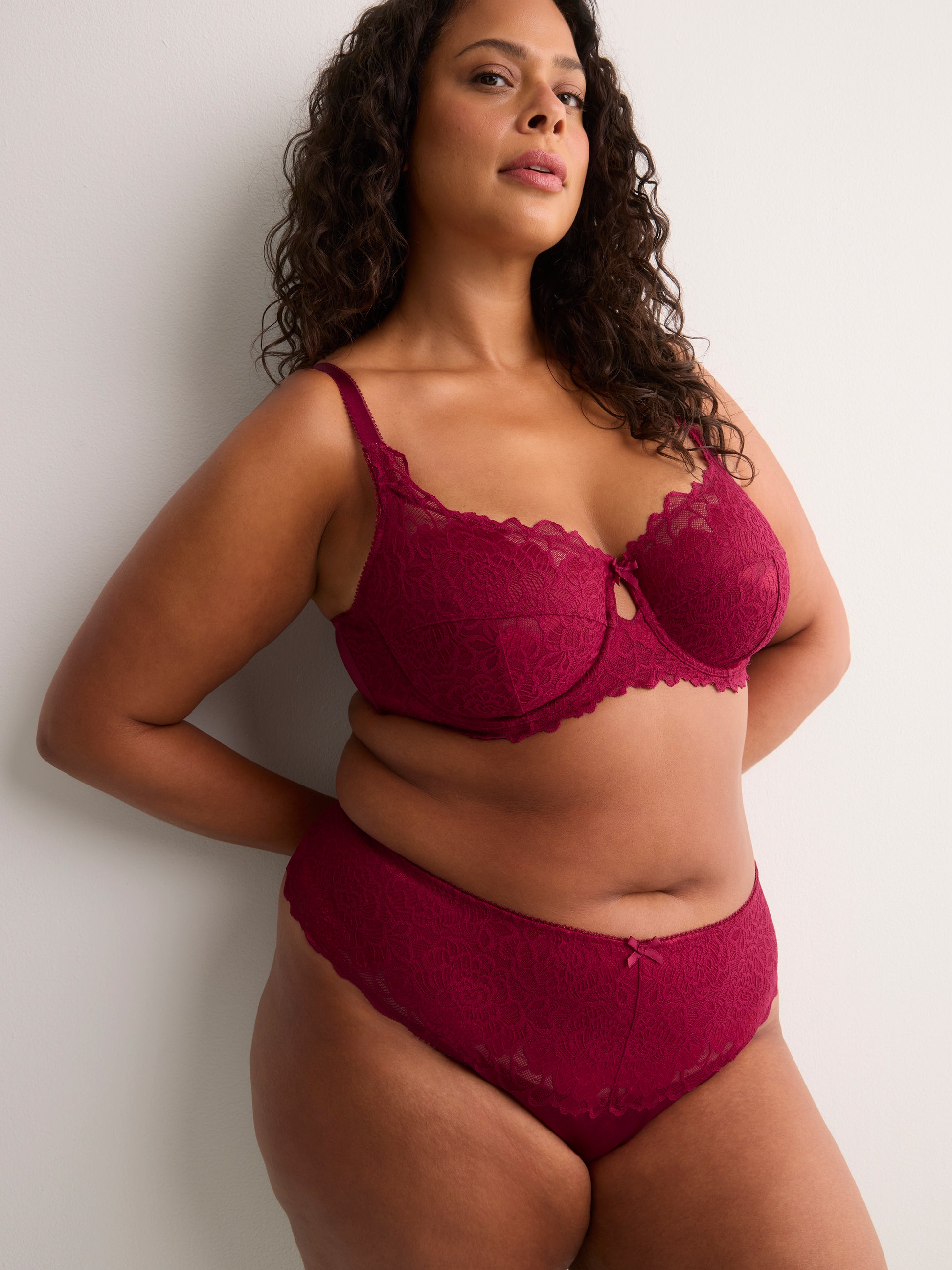 Red Microfibre Thong with Wide Lace Waistband - Déesse