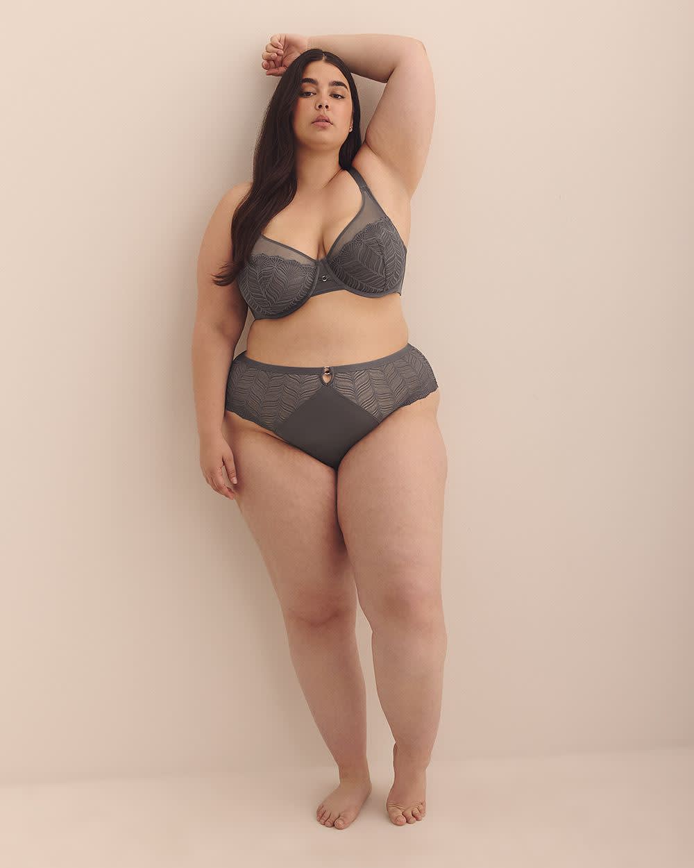 Culotte cheeky en dentelle avec devant en microfibre - Déesse Collection