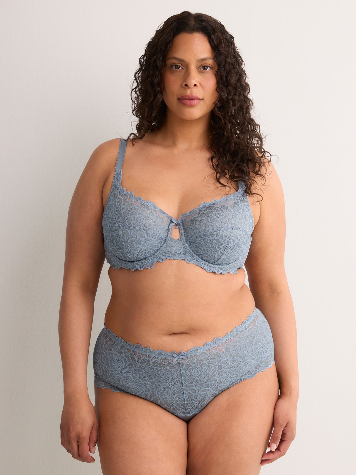 Blue T-Cup Unlined Underwire Lace Bra - Déesse Collection