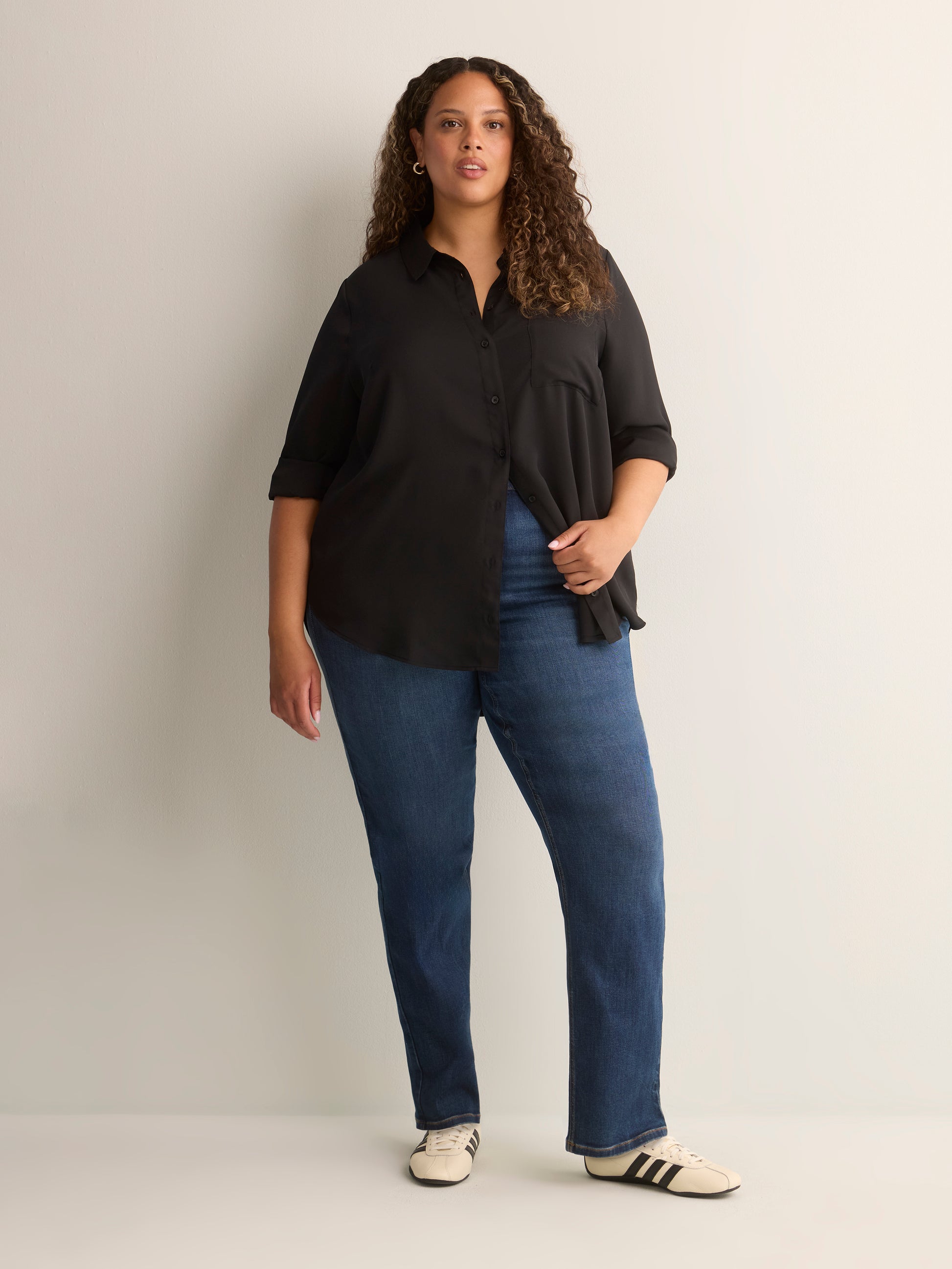 Classic-Fit Straight-Leg Mid-Rise Jean with Tummy Control - d/C JEANS