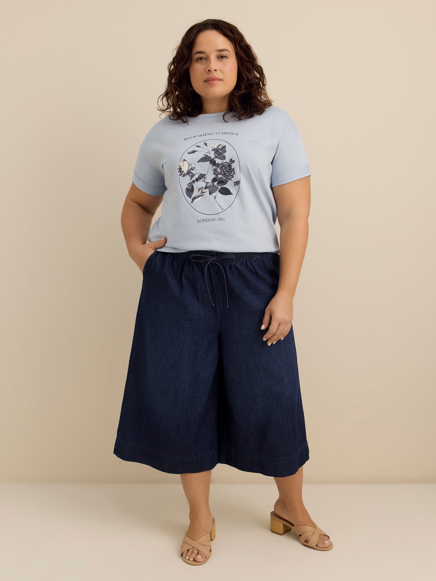 Boxy Short-Sleeve Crew-Neck T-Shirt