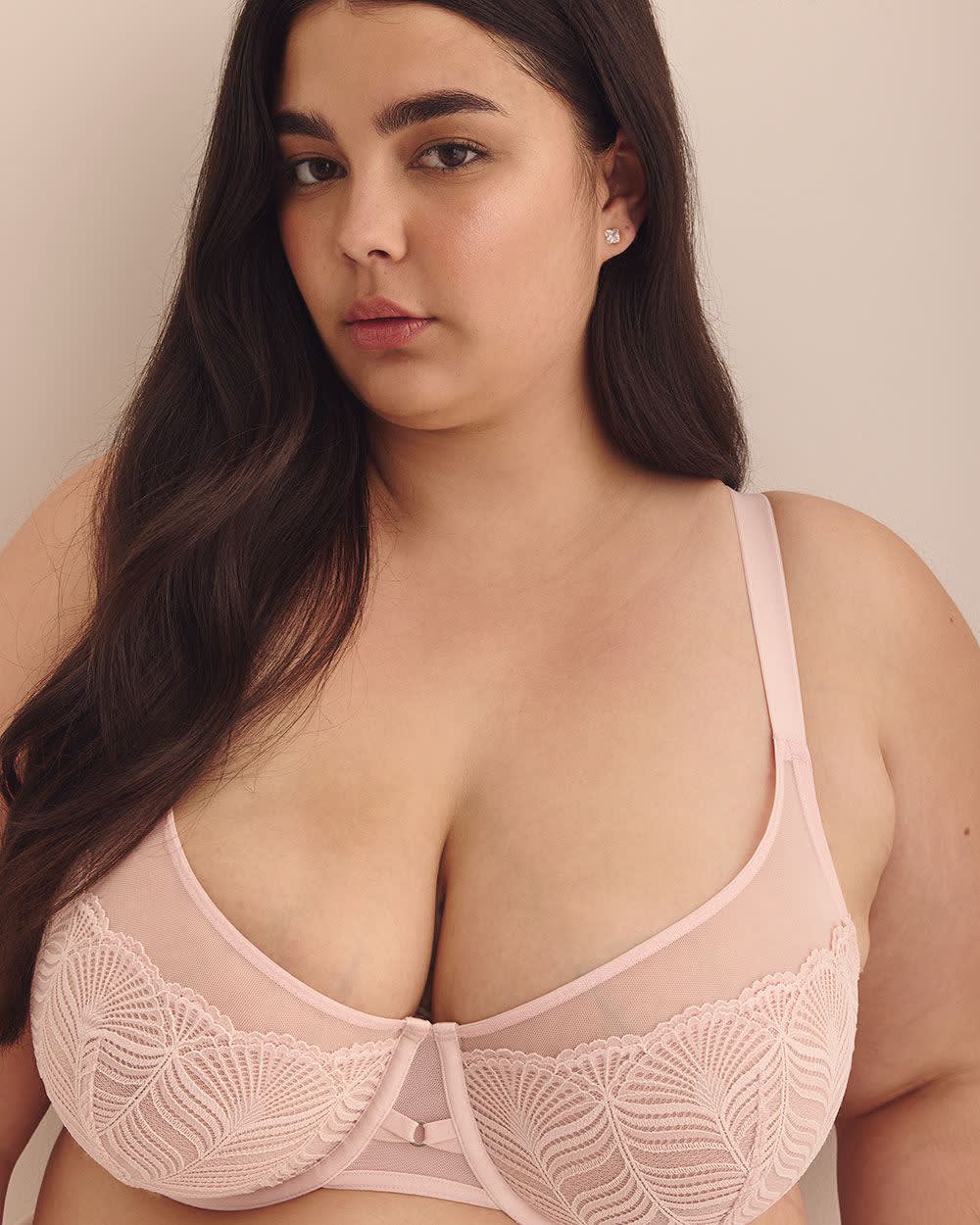 Unlined Underwire Bra with Mesh and Lace - Déesse Collection