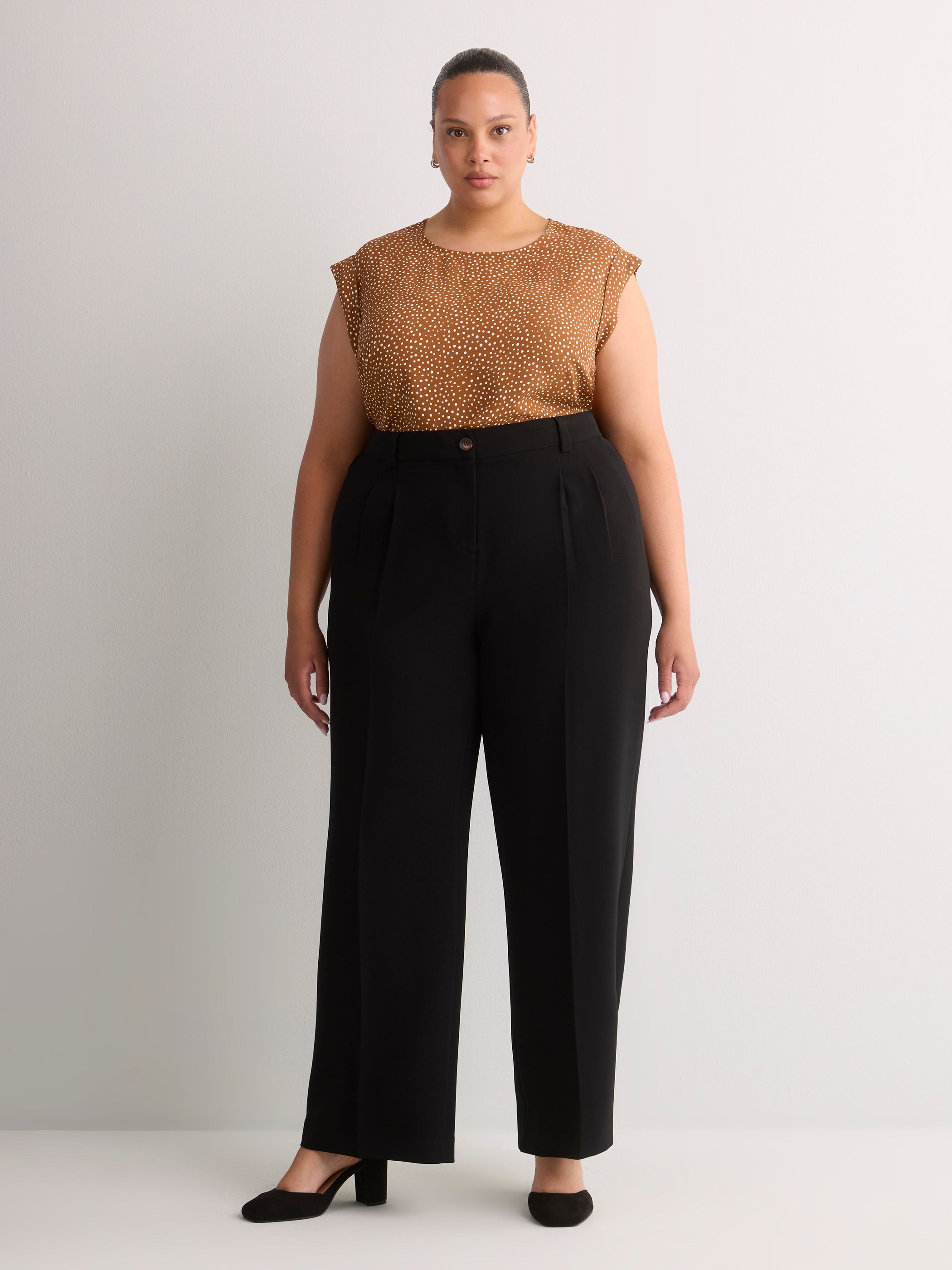 Wide-Leg City Pant