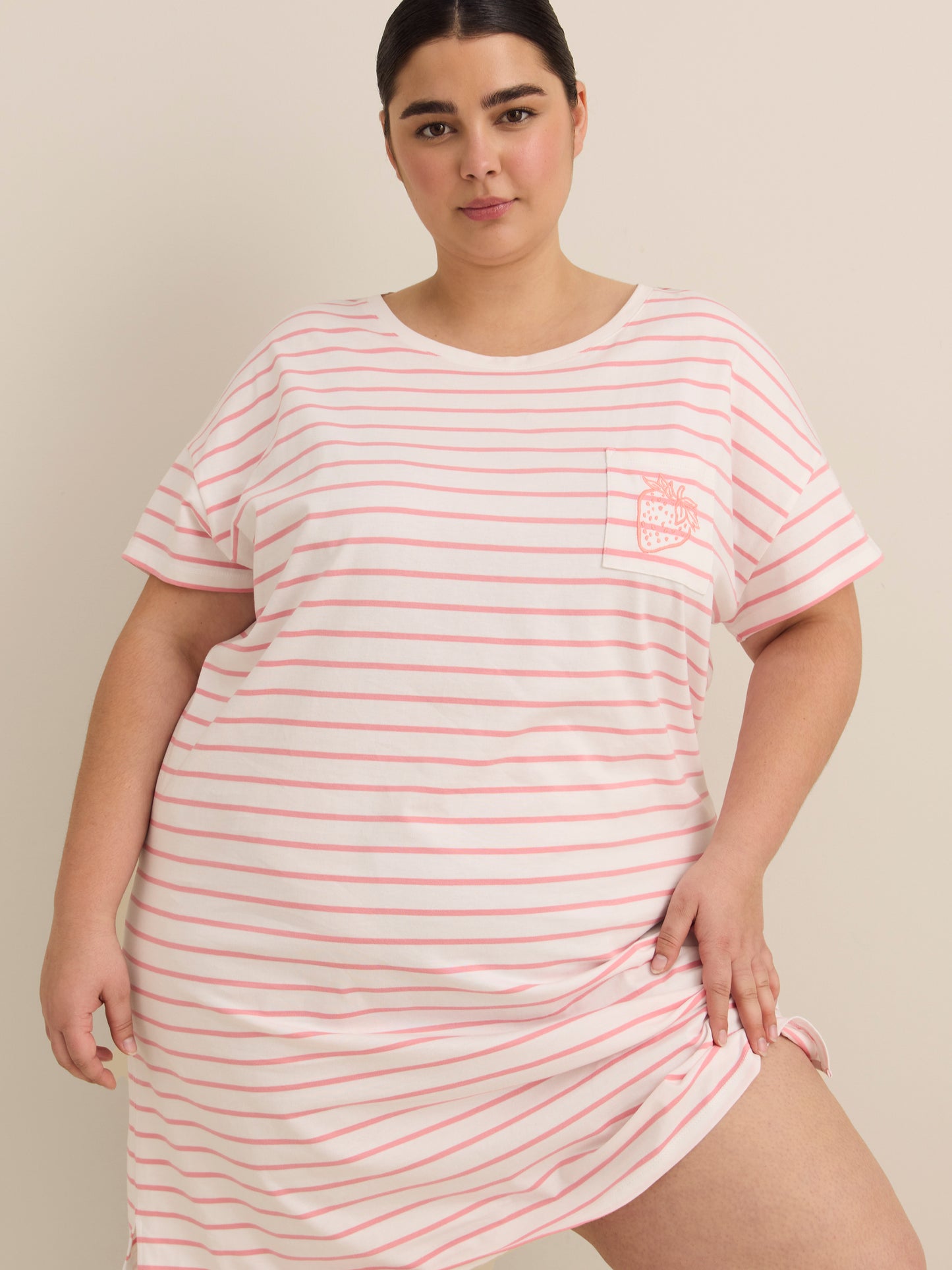 Striped Short-Sleeve Sleepshirt with Embroidered Strawberry - ti Voglio