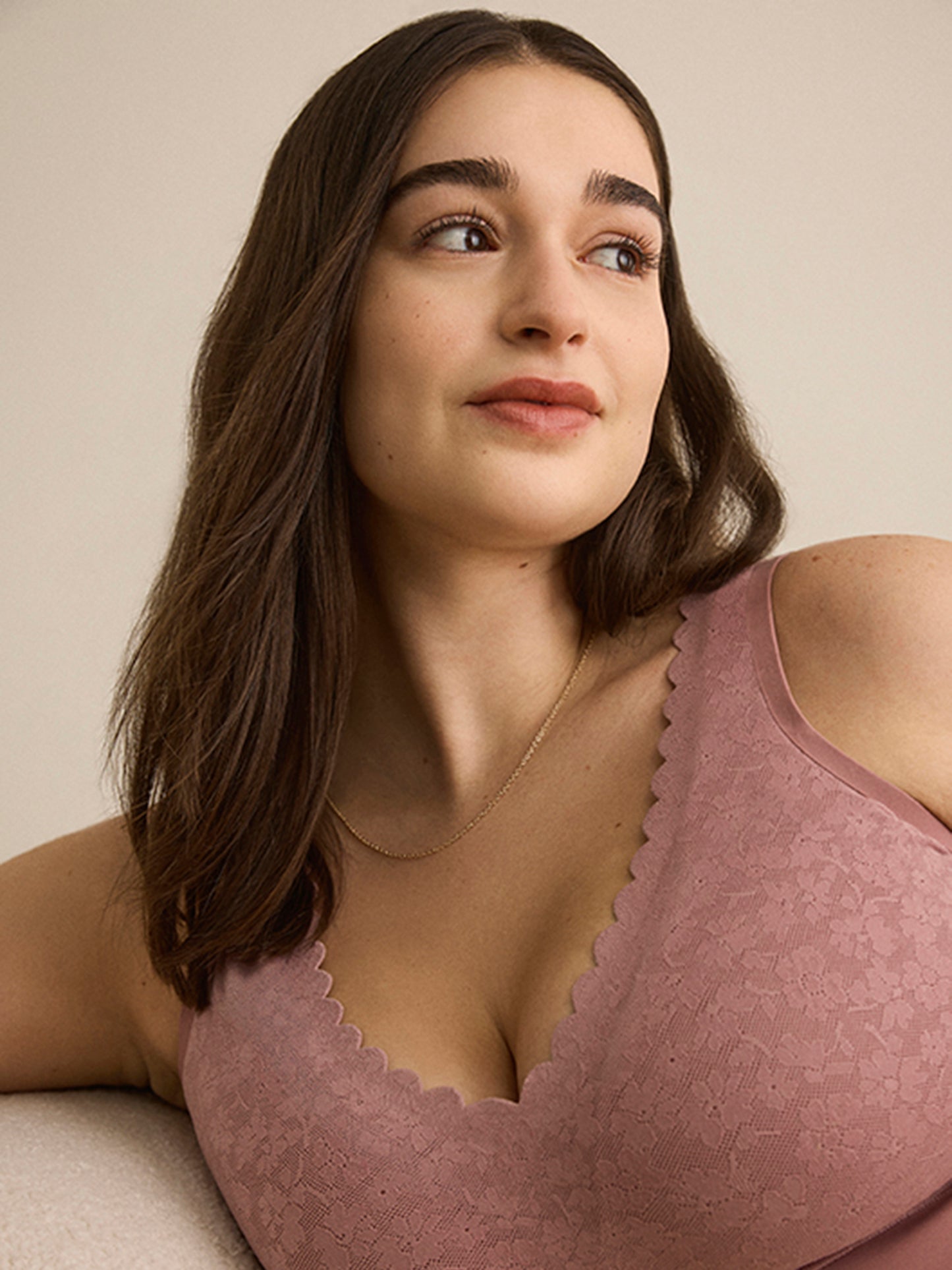 Wireless Lace Padded Bra with Scalloped Neckline - ti Voglio