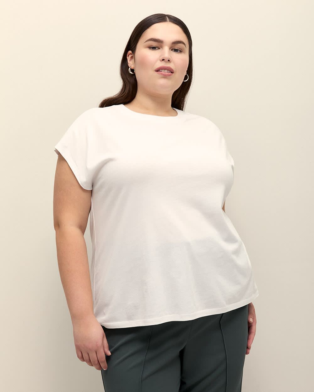 Extended-Sleeve Crewneck T-Shirt - PENN. Essentials