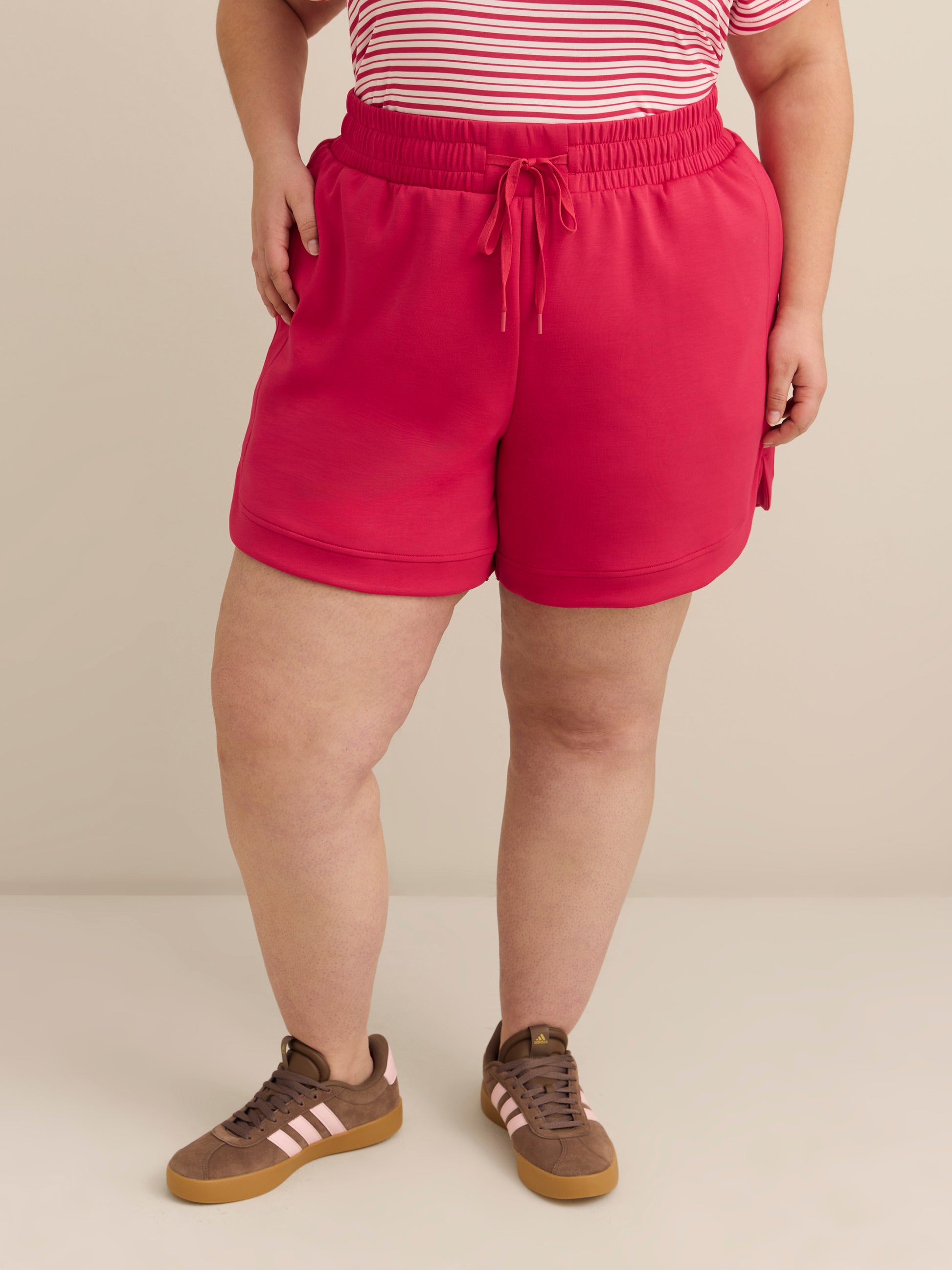 Responsible, Lightweight Tulip-Hem Bermuda Short - Active Zone