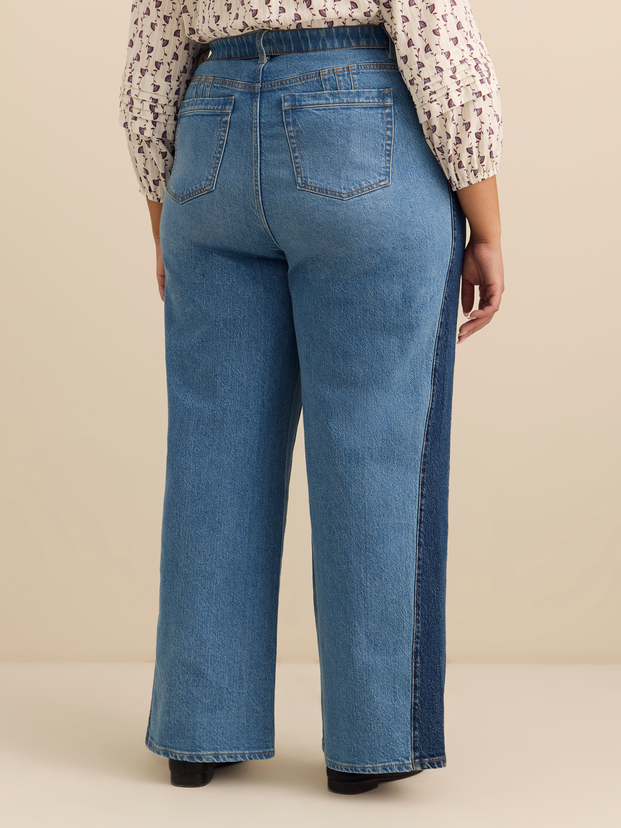 Jeans taille haute avec jambe ample et panneau latéral- d/C Jeans