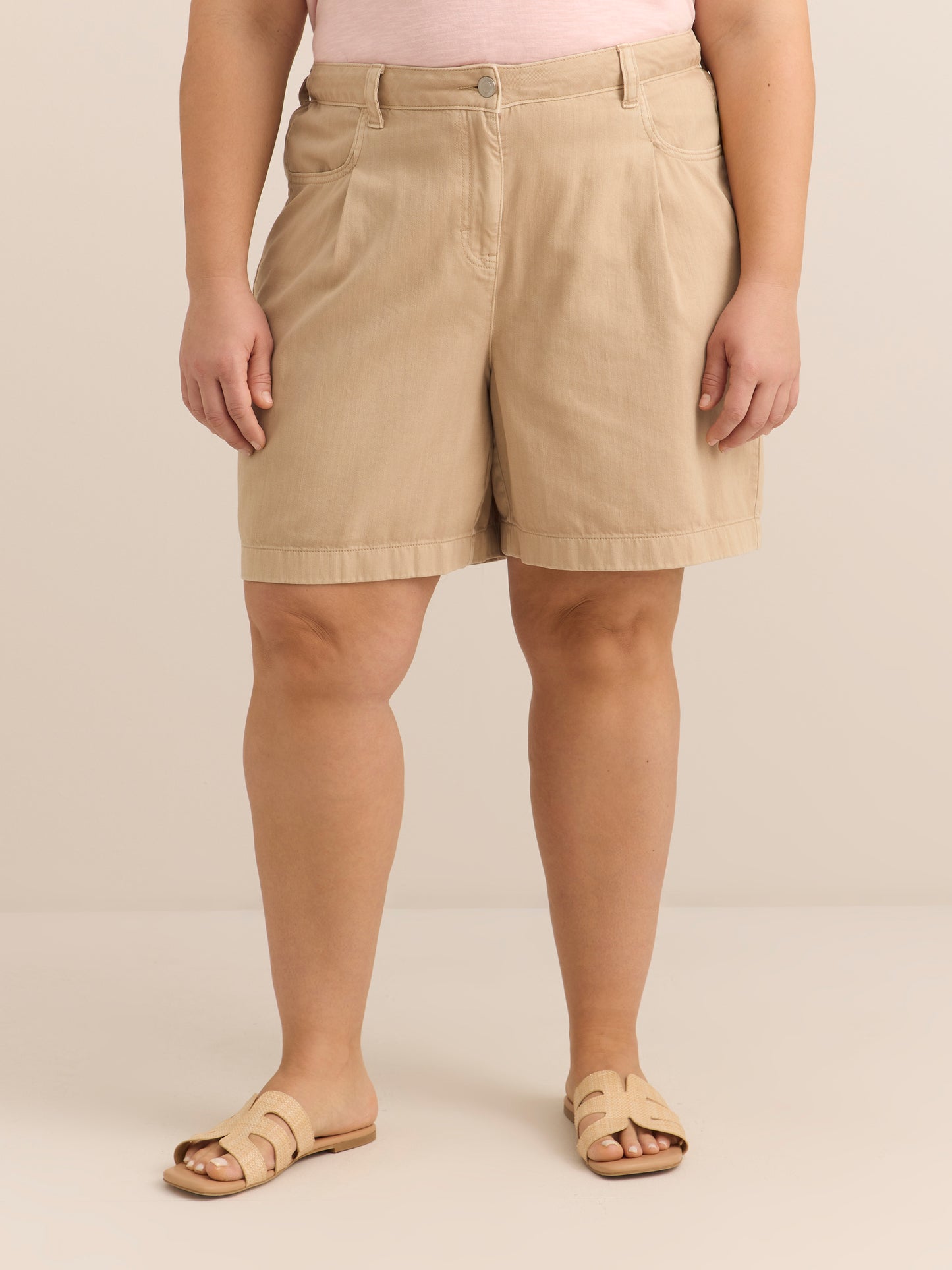Cotton Tencel Blend Bermuda Short