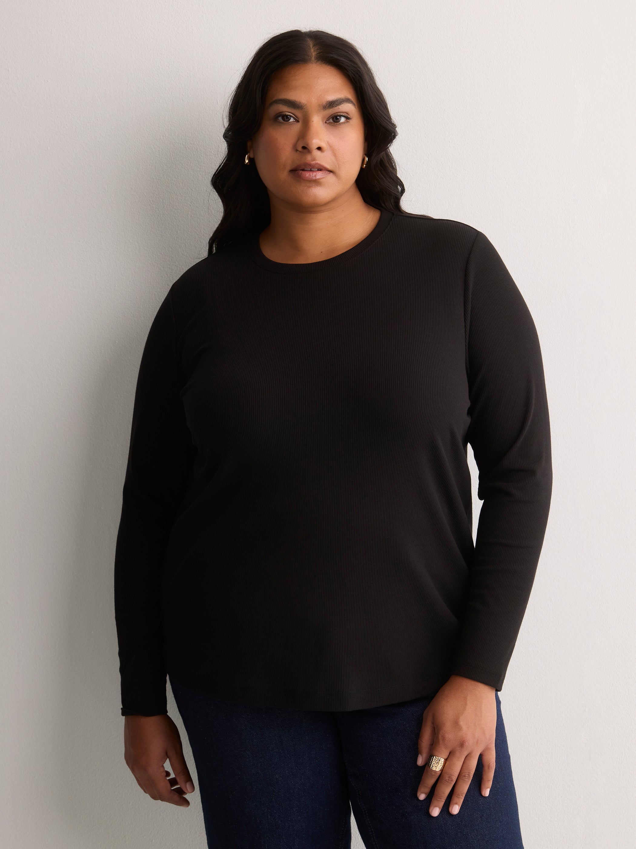 Boyfriend-Fit Long-Sleeve Rib Knit Tee