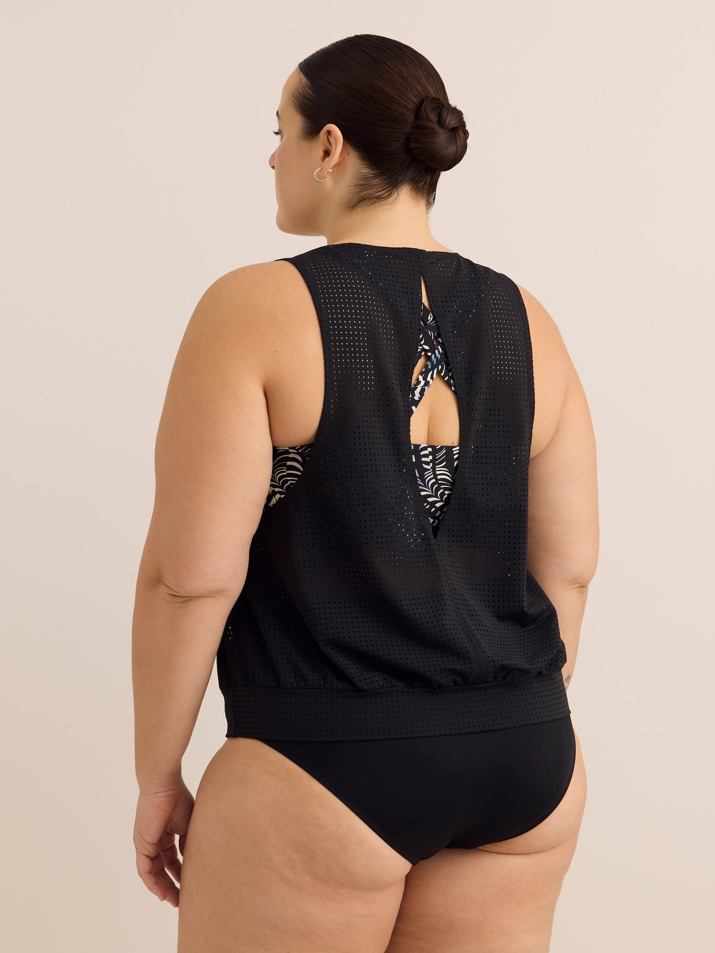 Black Wave-Print Fooler Tankini Top - Active Zone