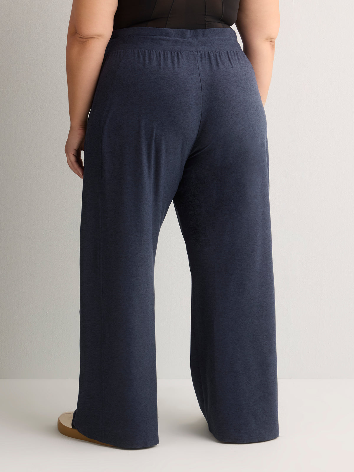 Cloud Jersey Wide-Leg Jogger Pant - Fabletics