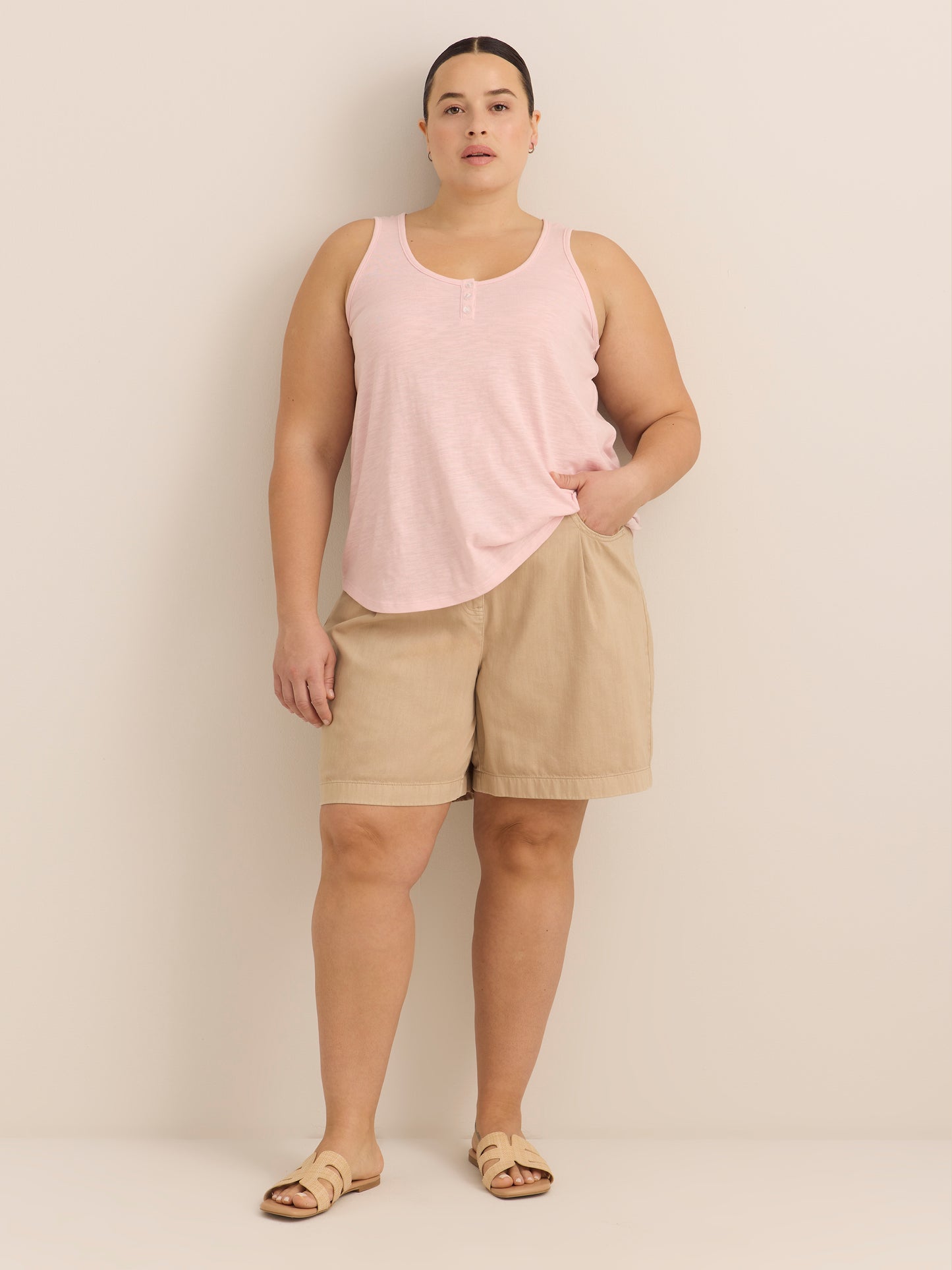 Cotton Tencel Blend Bermuda Short