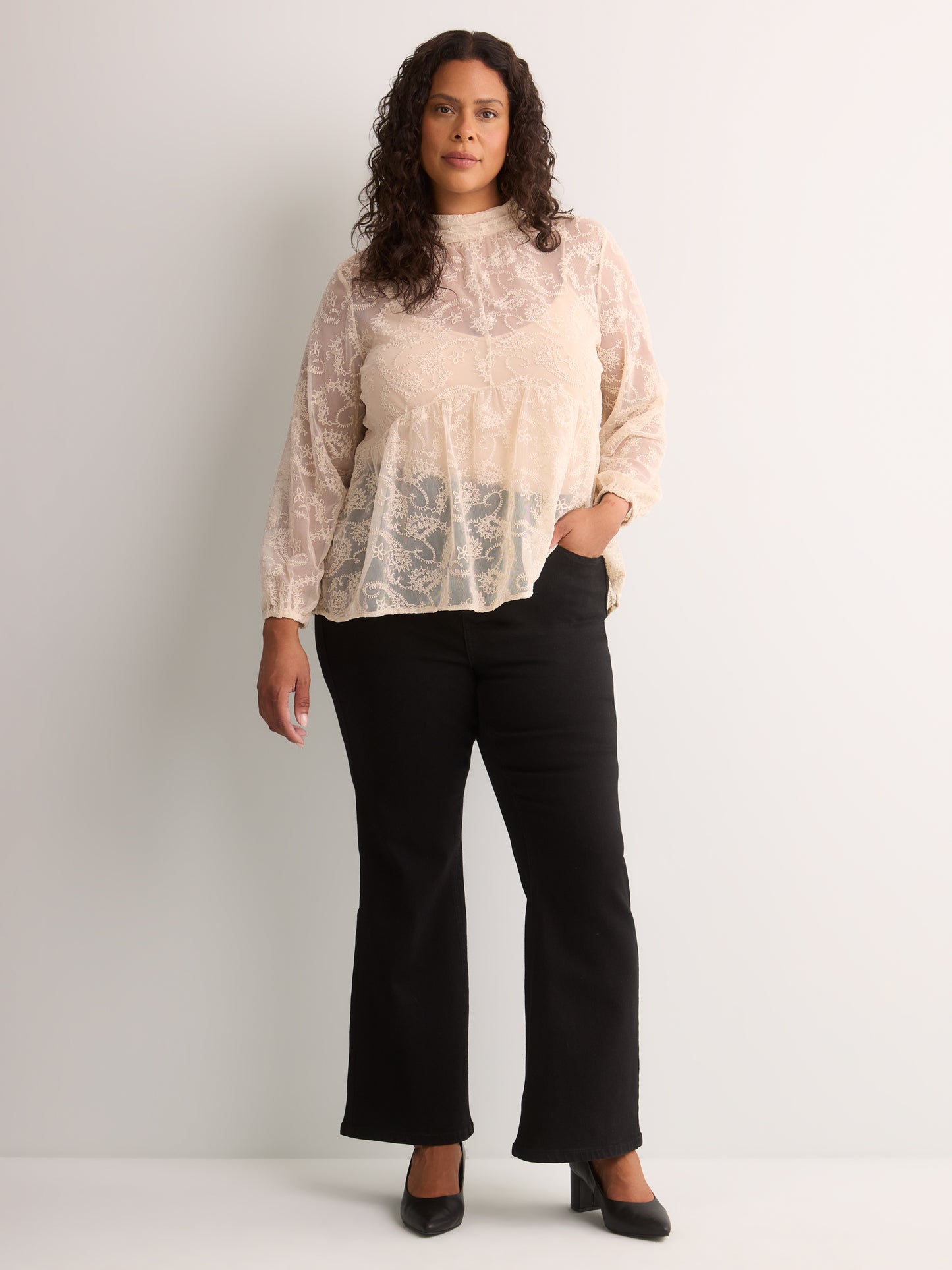 Classic-Fit High-Rise Flared-Leg Denim Pant - d/C jeans