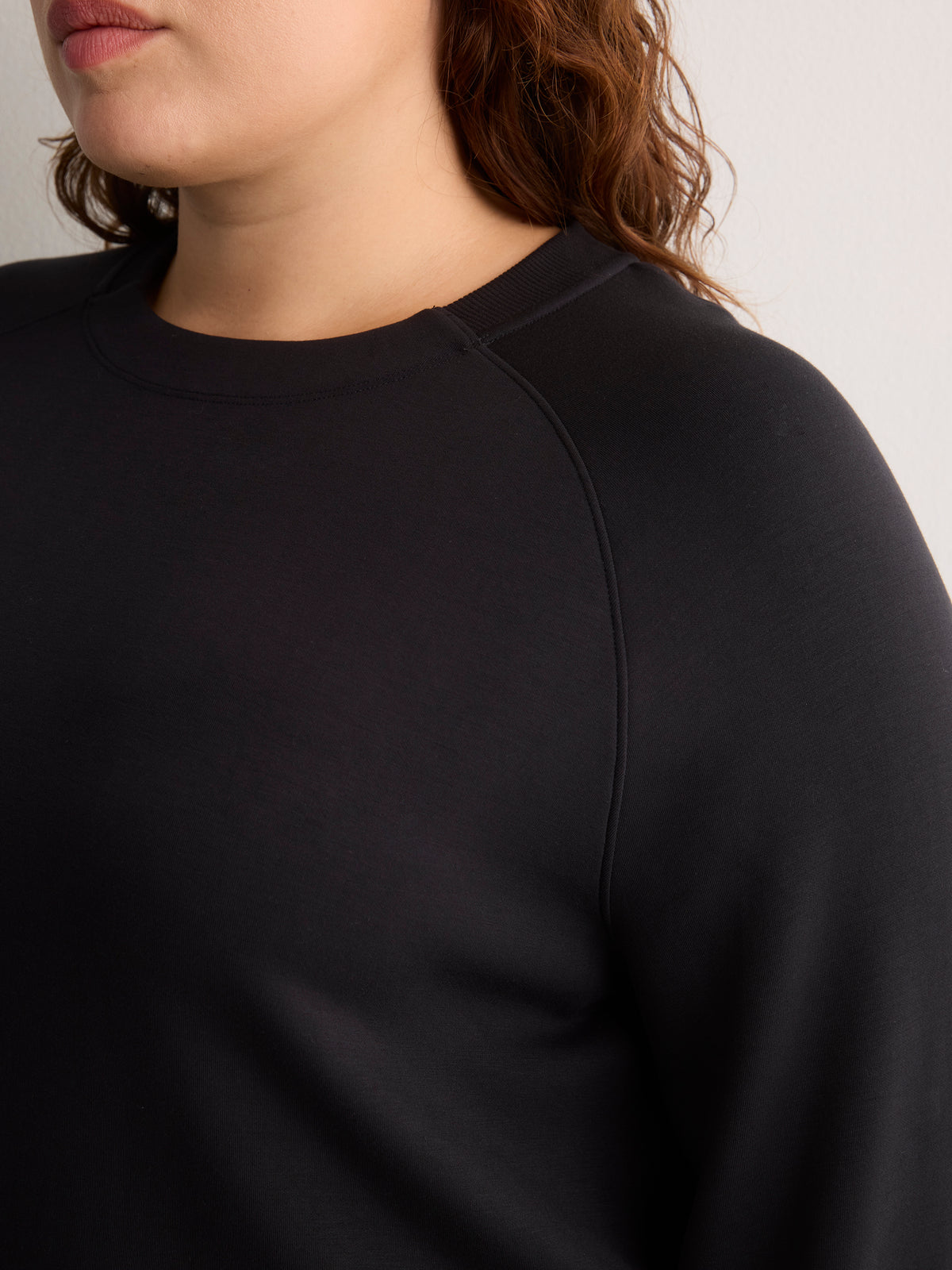 Skechluxe Elevate Crew Neck Sweater - Skechers