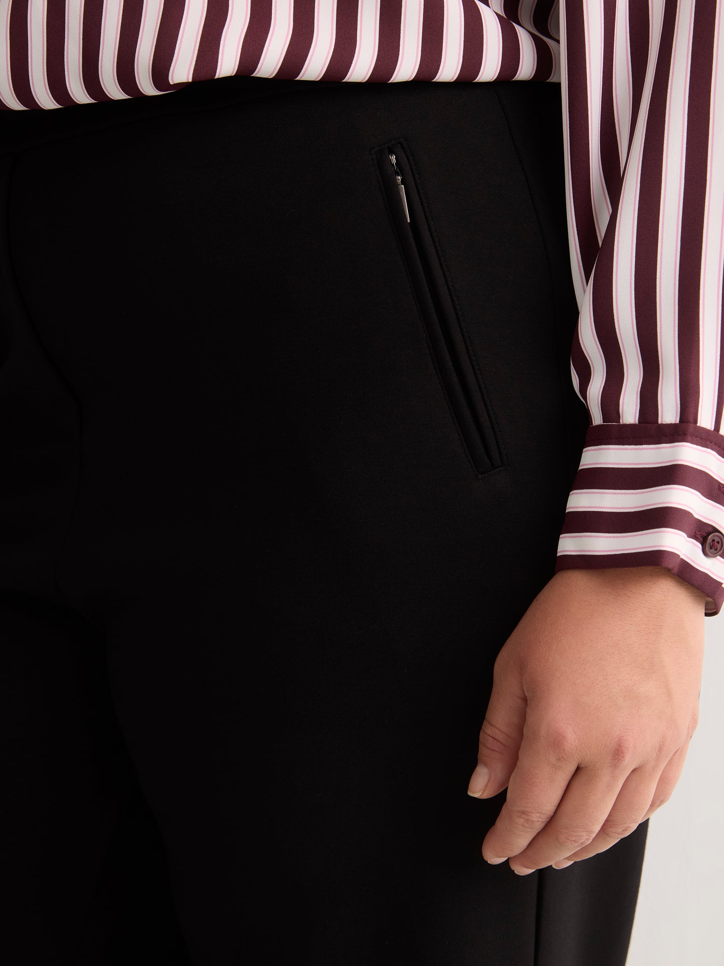 Petite, Black Ponte de Roma Wide-Leg Pant, Essential Pant
