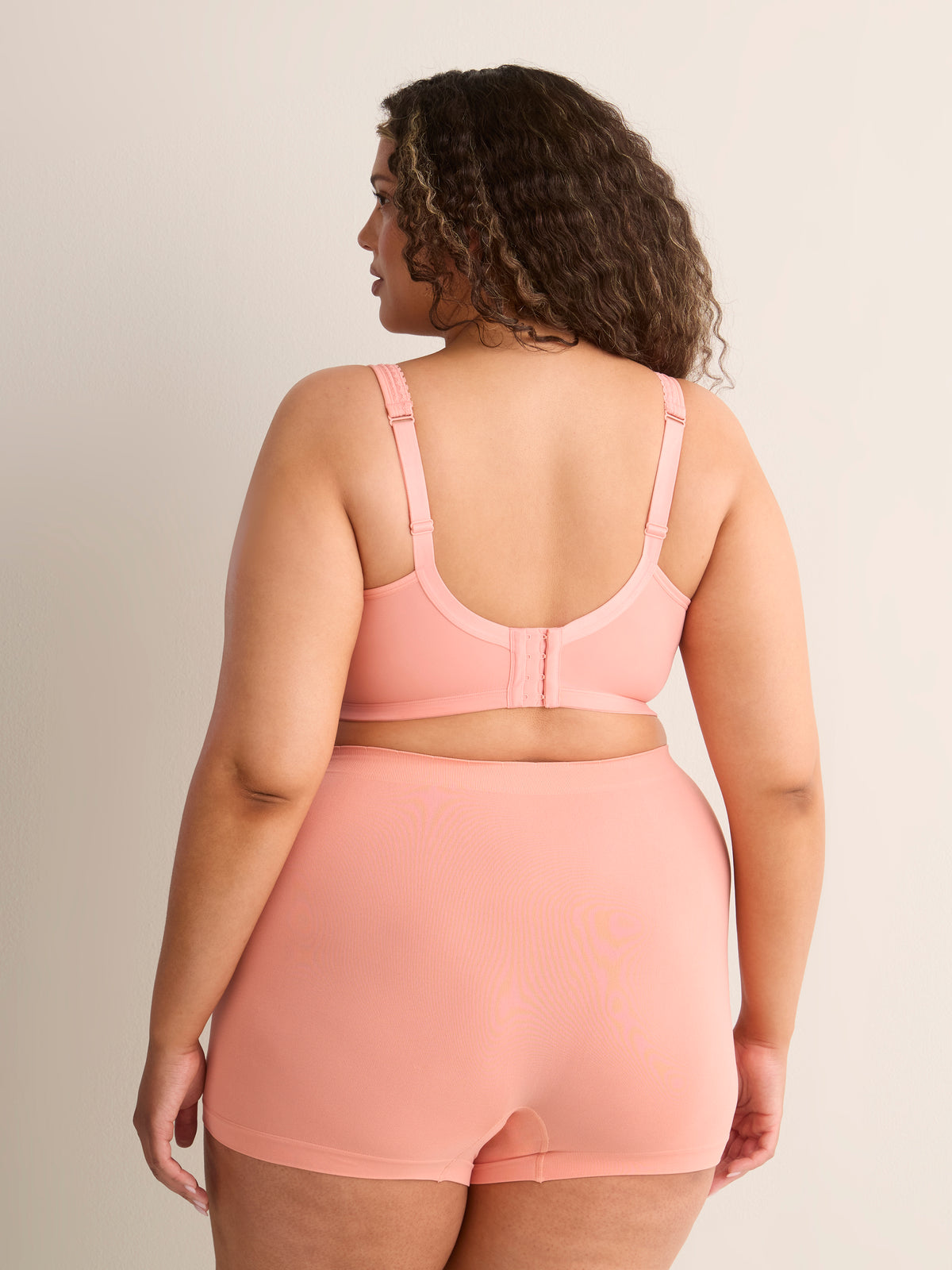 Pink Wireless Padded T-Shirt Bra with Lace - tiVOGLIO
