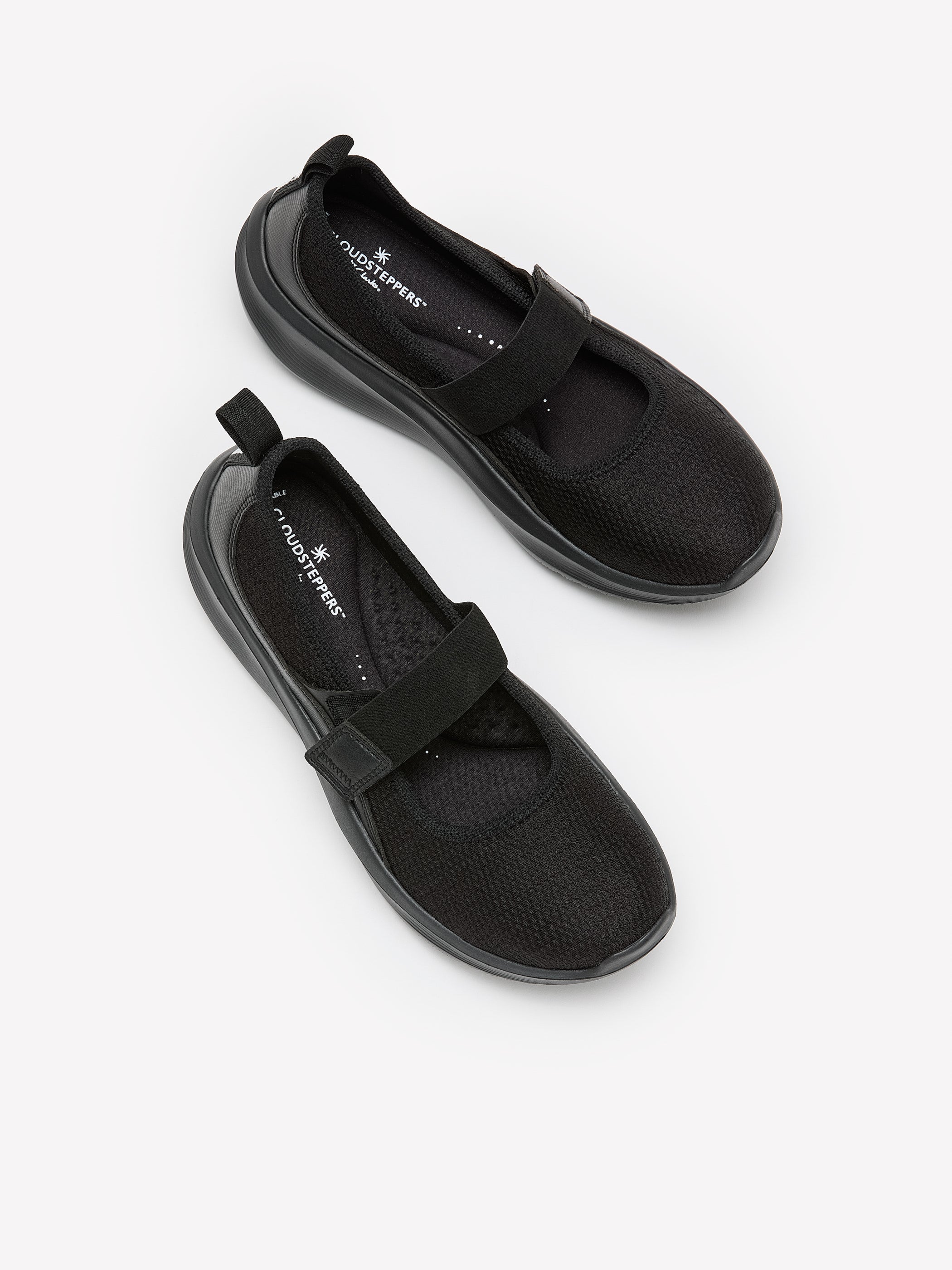 Chaussure noire Solevana Jane avec bride ajustable, pied large - Clarks