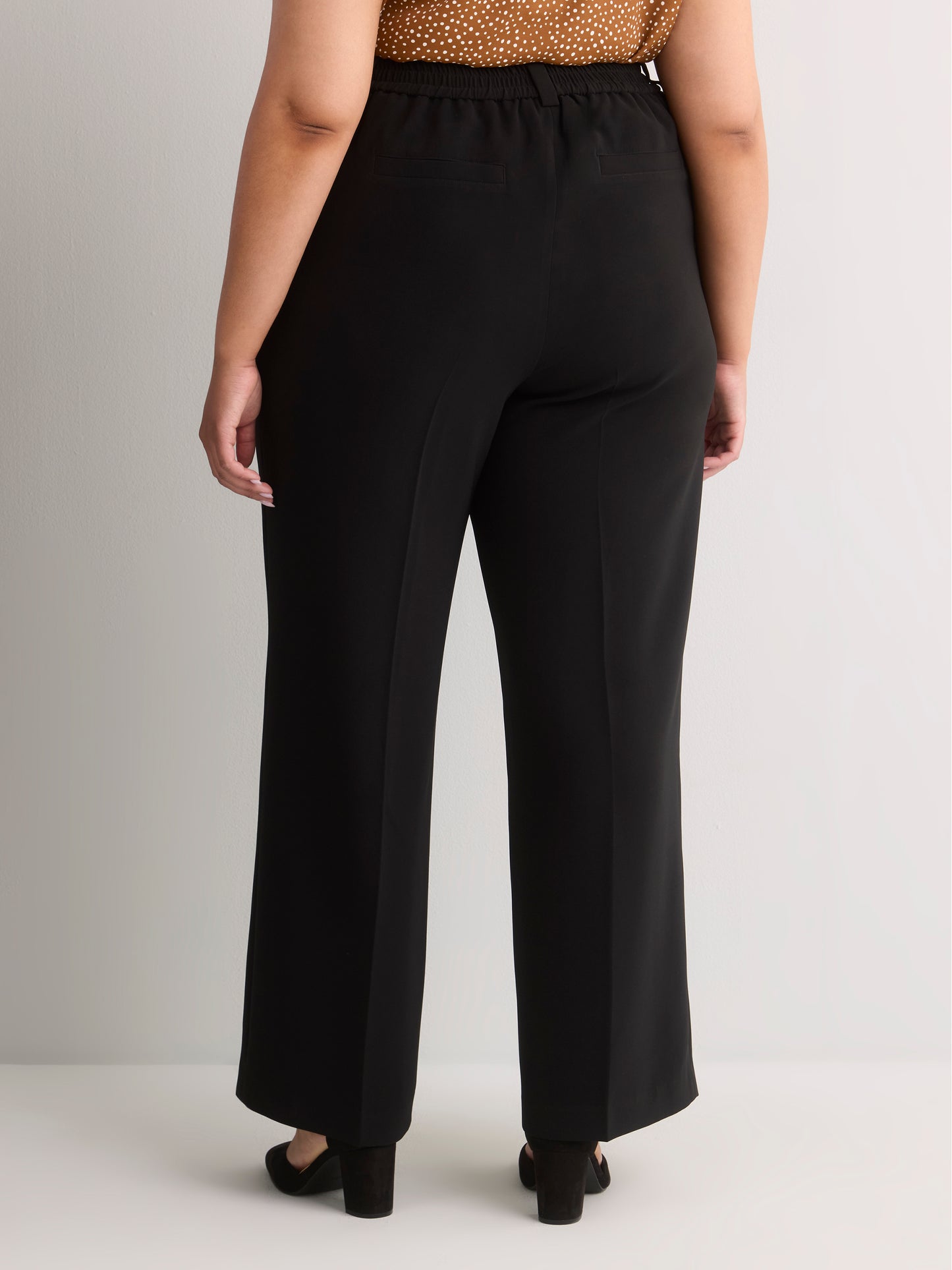 Wide-Leg City Pant