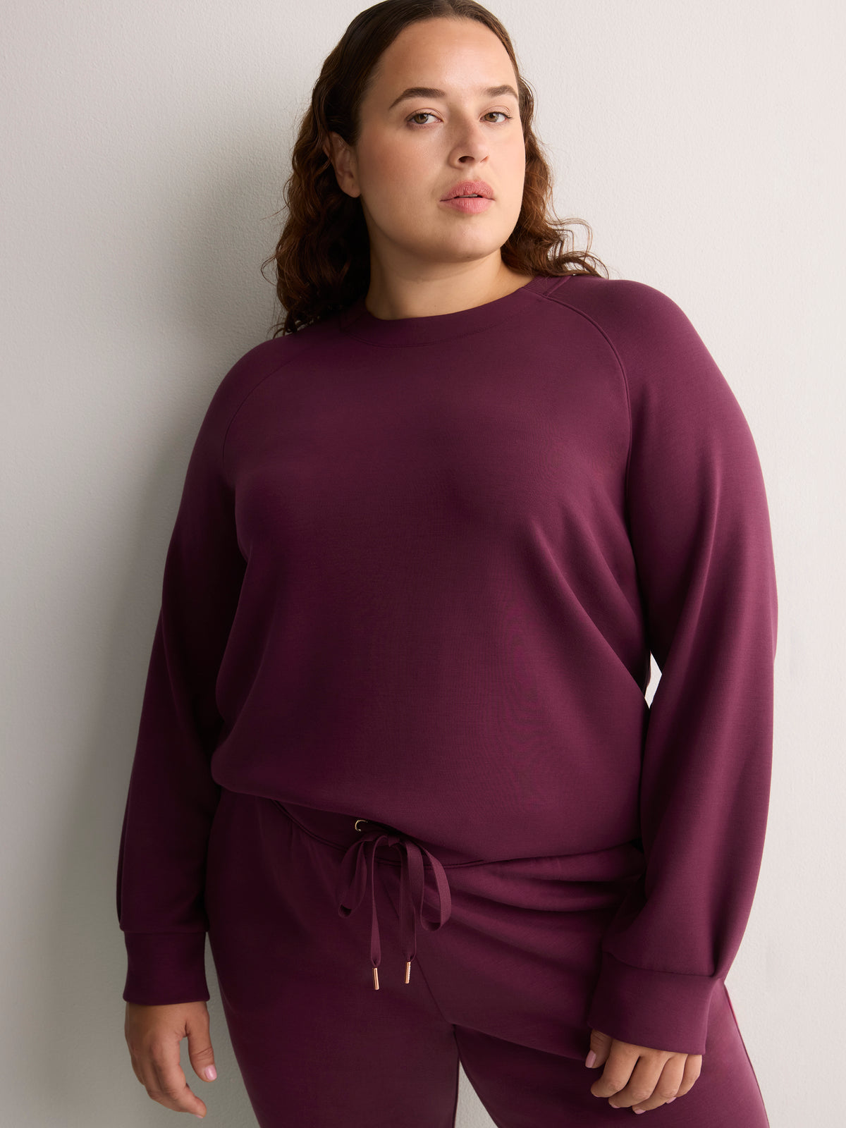 Skechluxe Elevate Crew Neck Sweater - Skechers