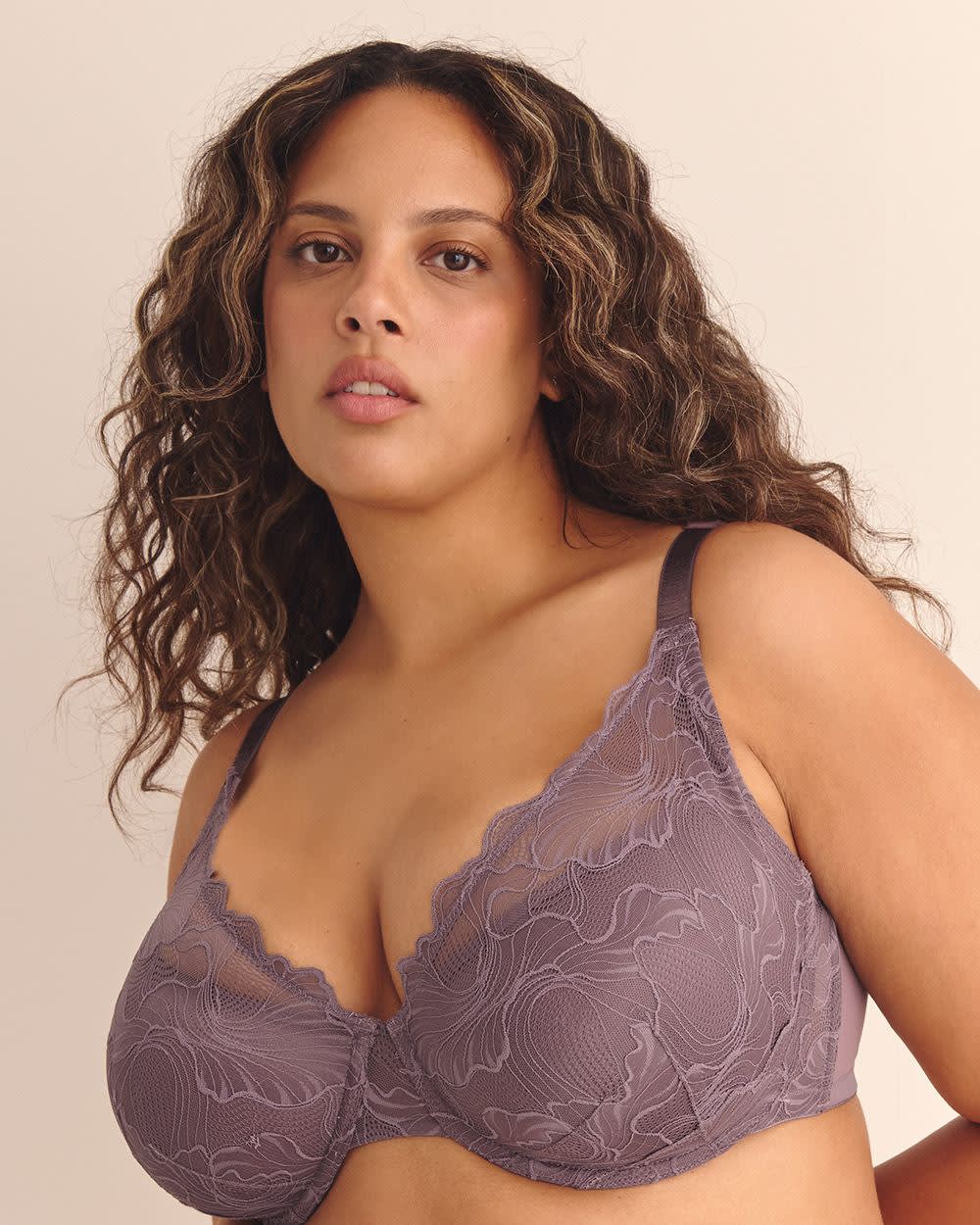 Soutien-gorge balconnet rembourré en dentelle - Déesse Collection