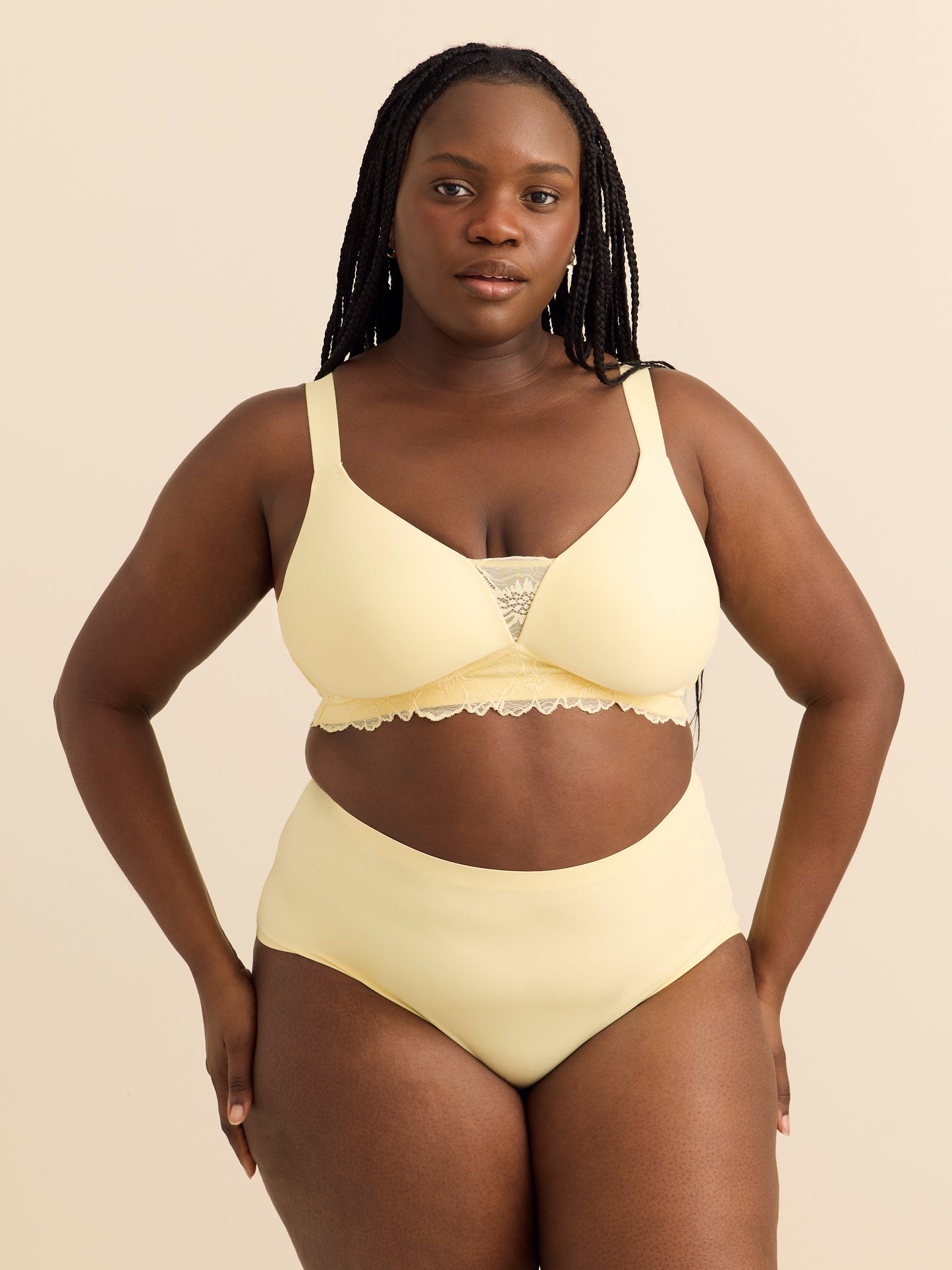 Wireless Padded T-Shirt Bra with Lace - ti Voglio