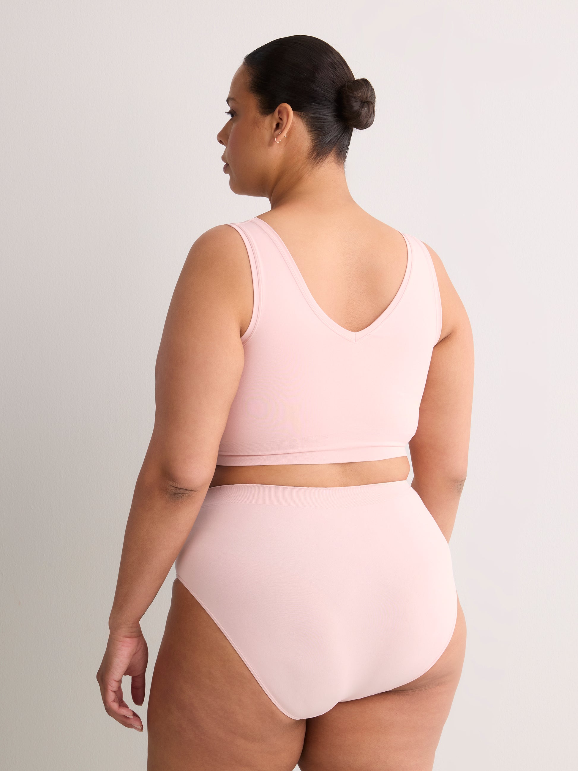 Reversible Seamless Knit Bralette - tiVOGLIO