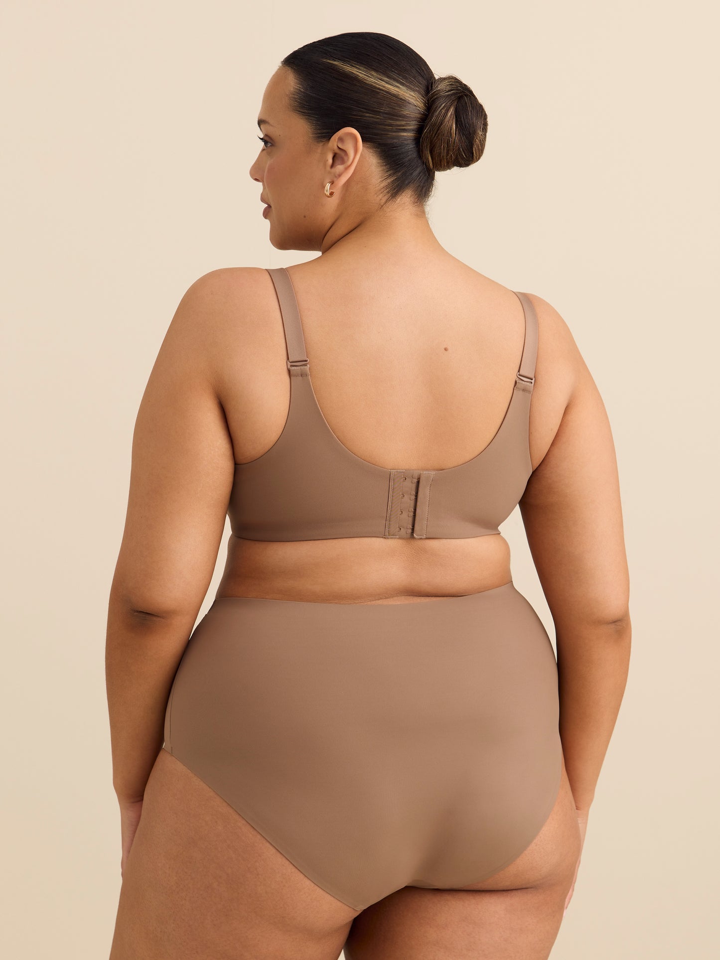 Soutien-gorge seconde peau en microfibre mate neutre, avec armatures - ti Voglio