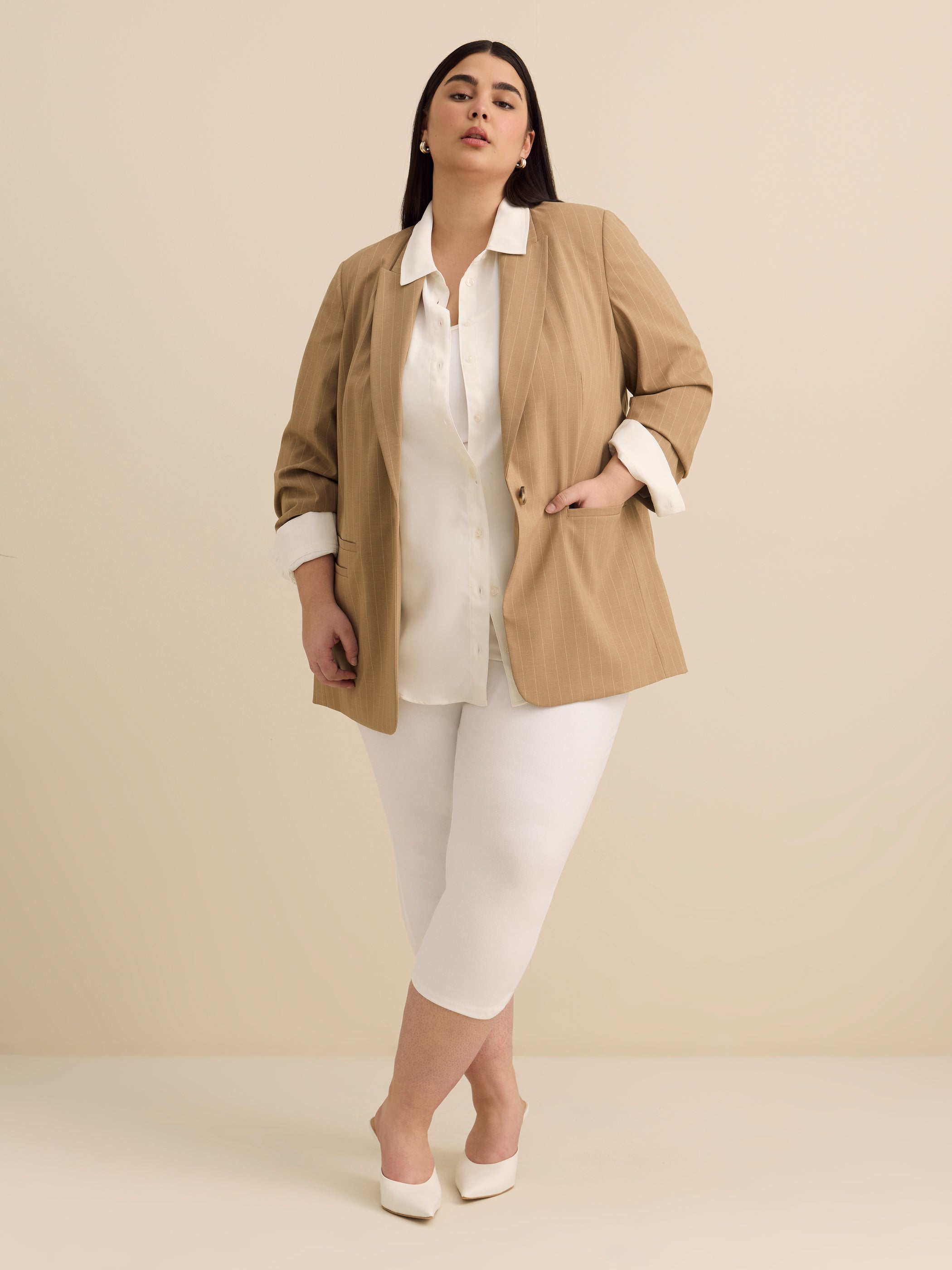 Fashion White Denim Capri Legging with Tulip Hem