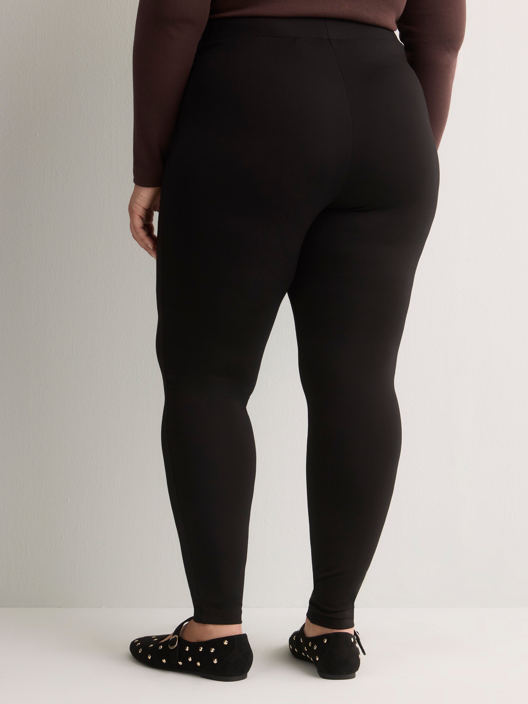 Responsible, Tummy Smoothing Stretch Legging - PENN. Essentials