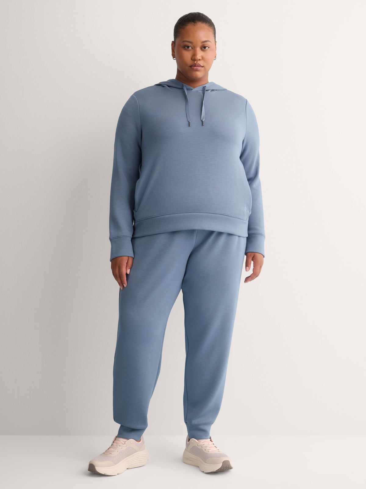 Skechluxe Elevate Mid-Rise Jogger Pant - Skechers