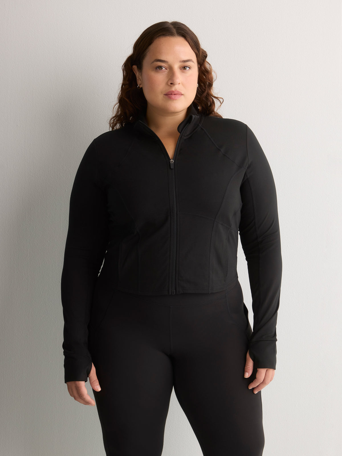 Black Mock-Neck Perfect Storm Cropped Training Jacket - Fabletics