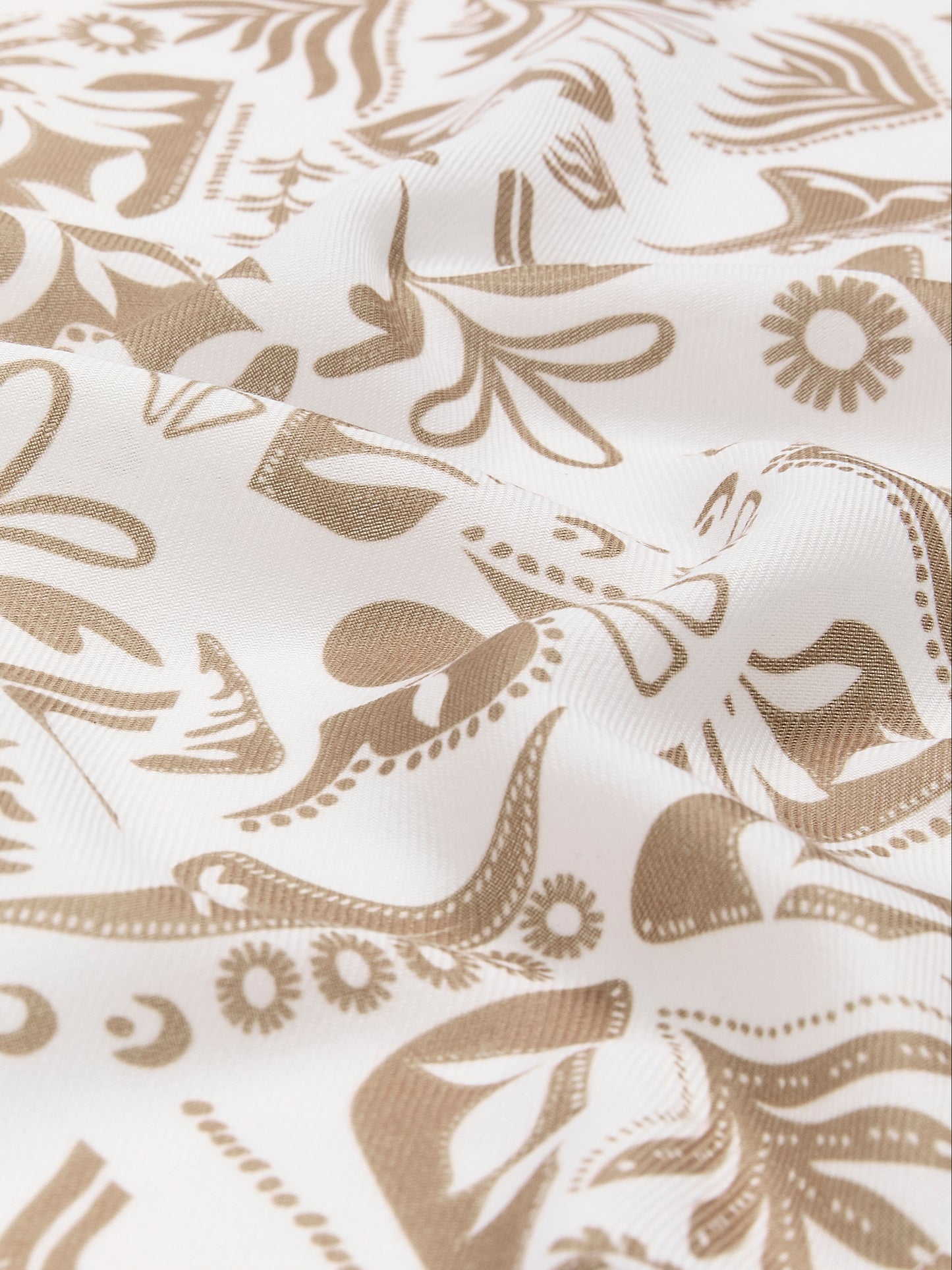 Lightweight Printed Neck Scarf