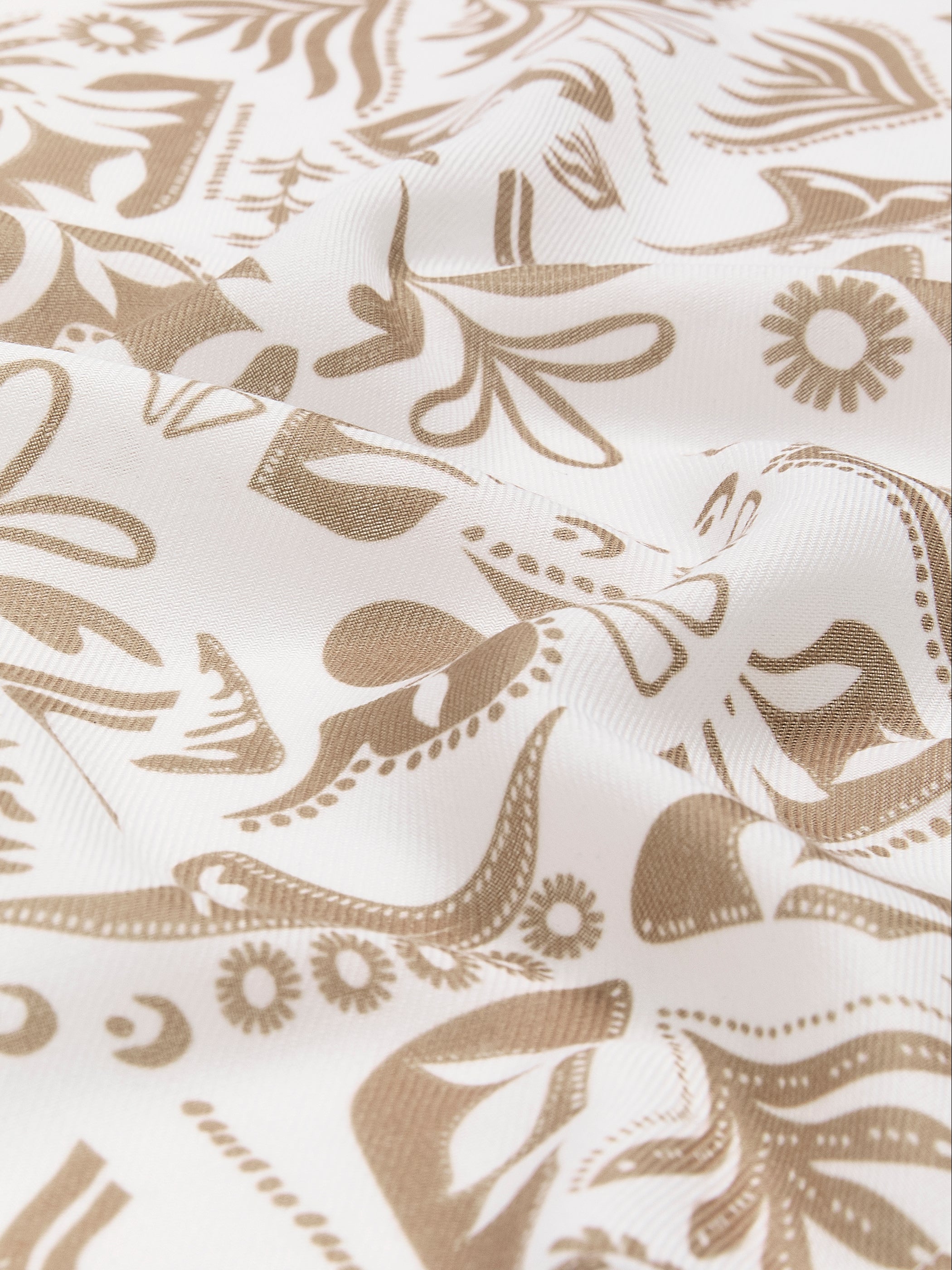 Lightweight Printed Neck Scarf