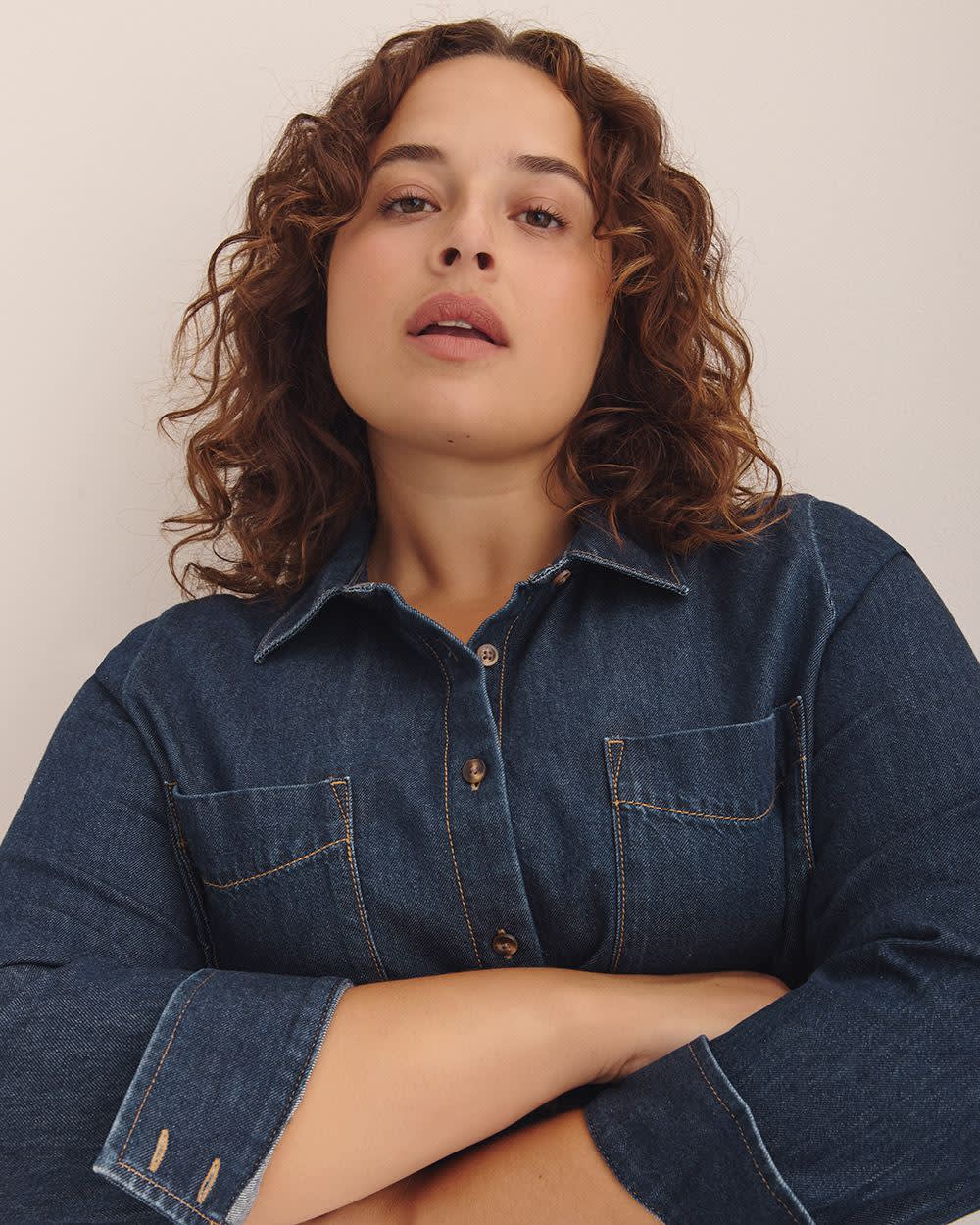 Chemisier en denim à délavé moyen avec poches