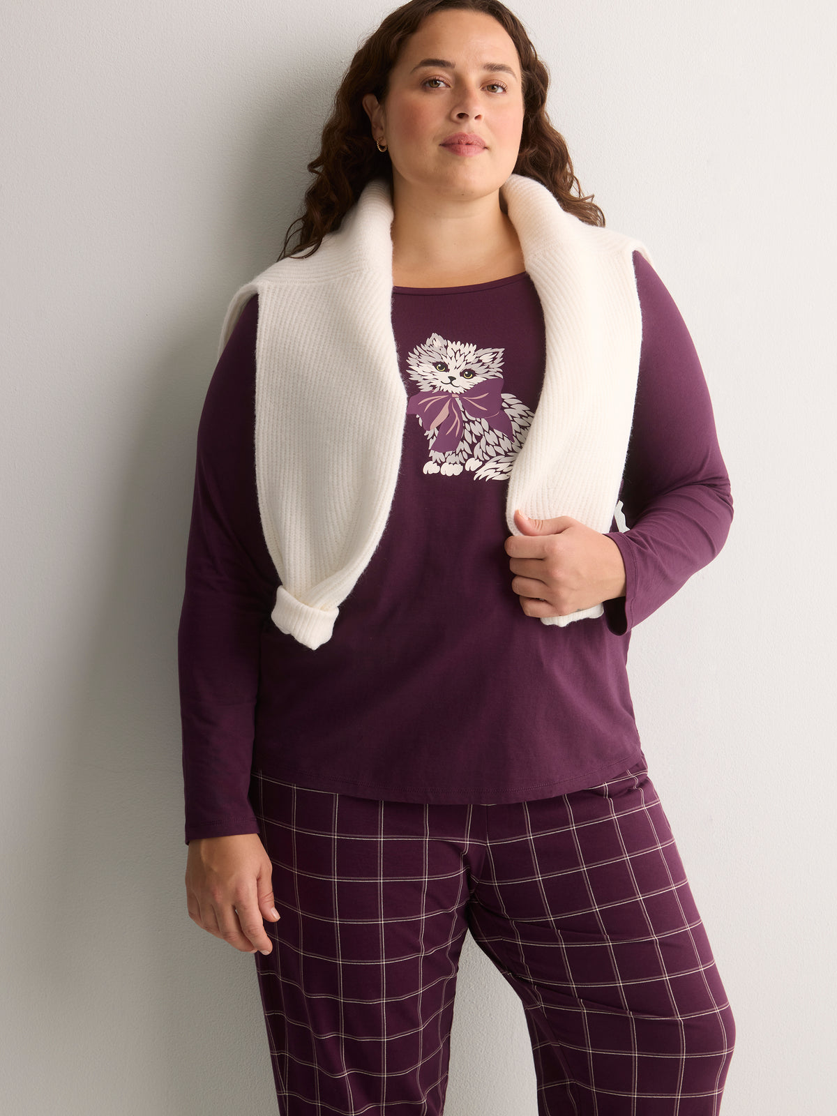 Purple Cat-Print Crew Top and Straight Pant Pyjama Set - tiVOGLIO