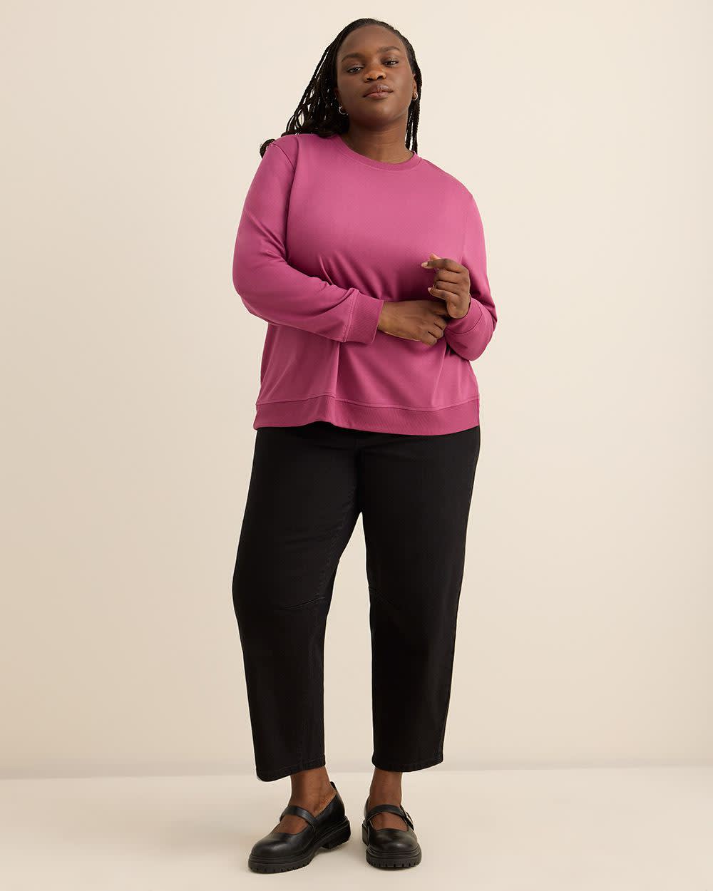 Boyfriend-Fit Crewneck Sweatshirt - PENN. Essentials