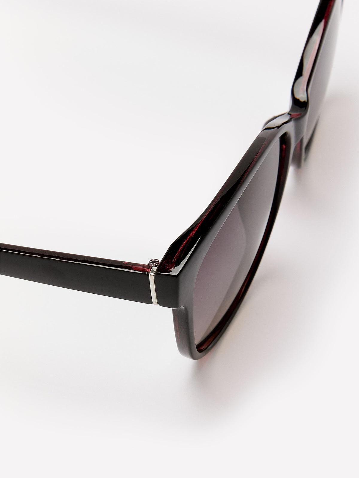 Black Wayfarer Sunglasses